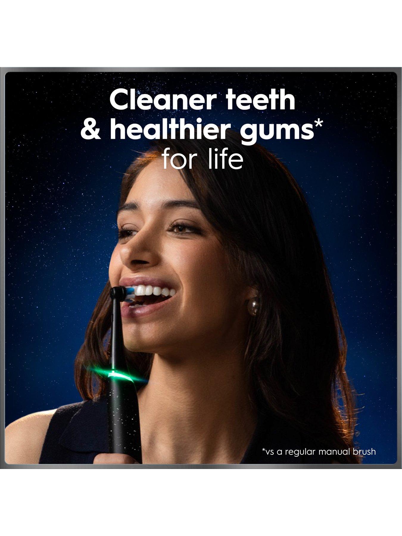 Image 2 of 8 of Oral-B Oral-B iO10 Cosmic Black Special Edition