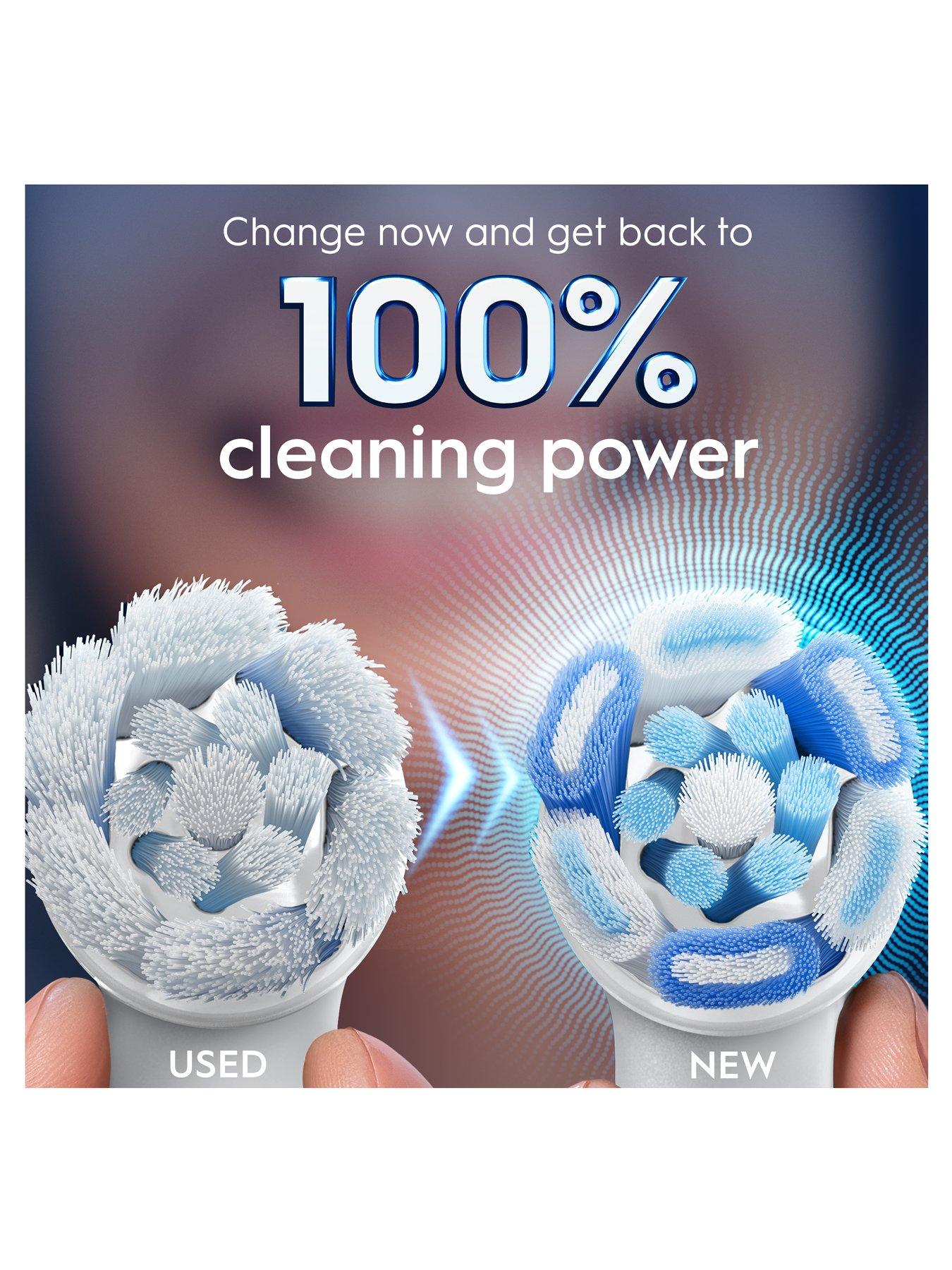 Image 6 of 7 of Oral-B Oral-B iO Ultimate Clean White 2ct