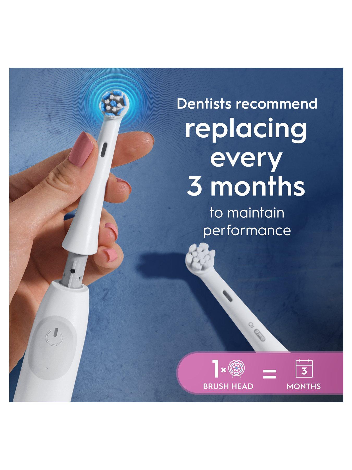 Image 4 of 7 of Oral-B Oral-B iO Gentle Clean White 4ct