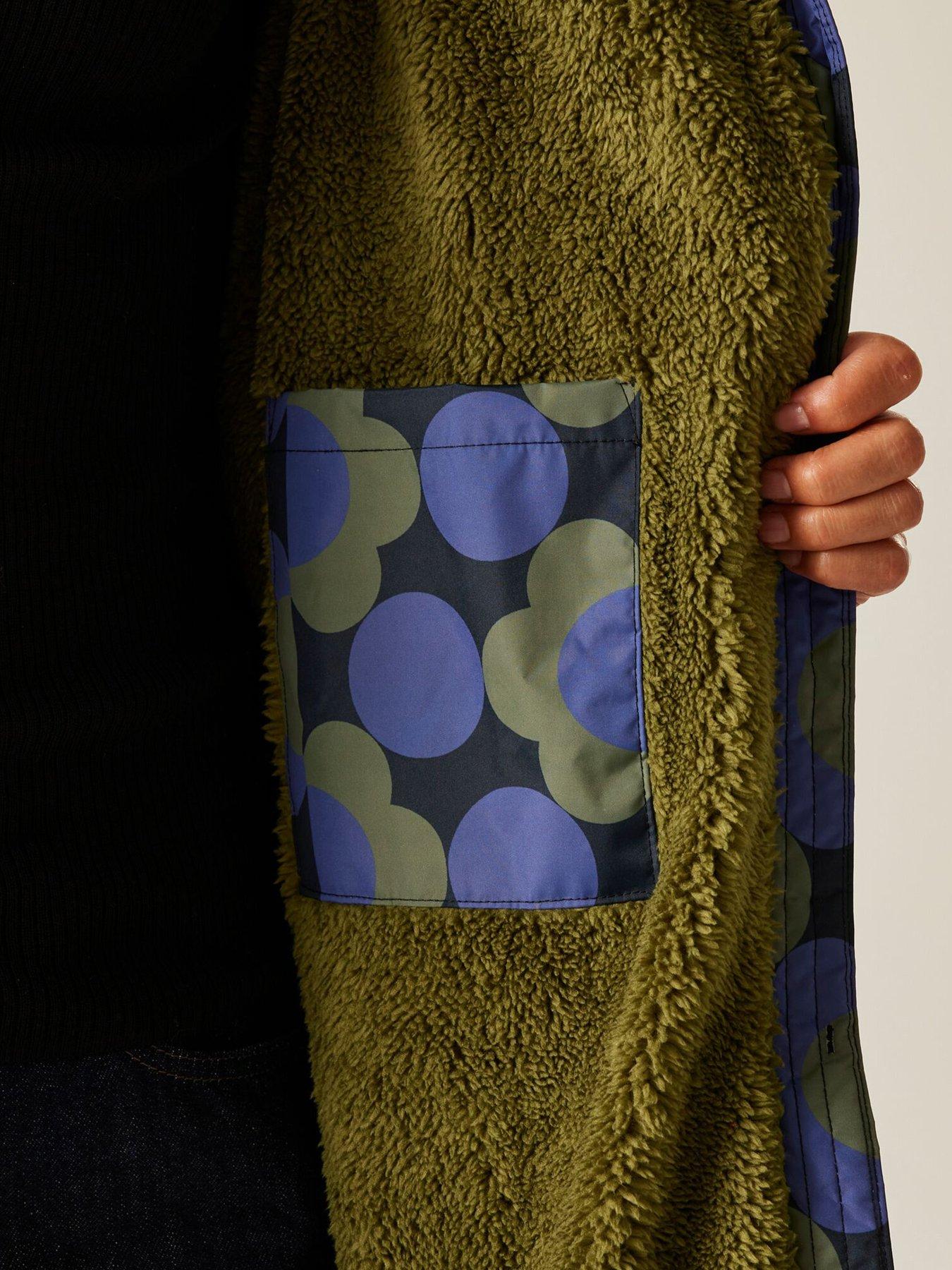 Image 5 of 6 of Regatta Womens Orla Kiely Changing Robe - Green