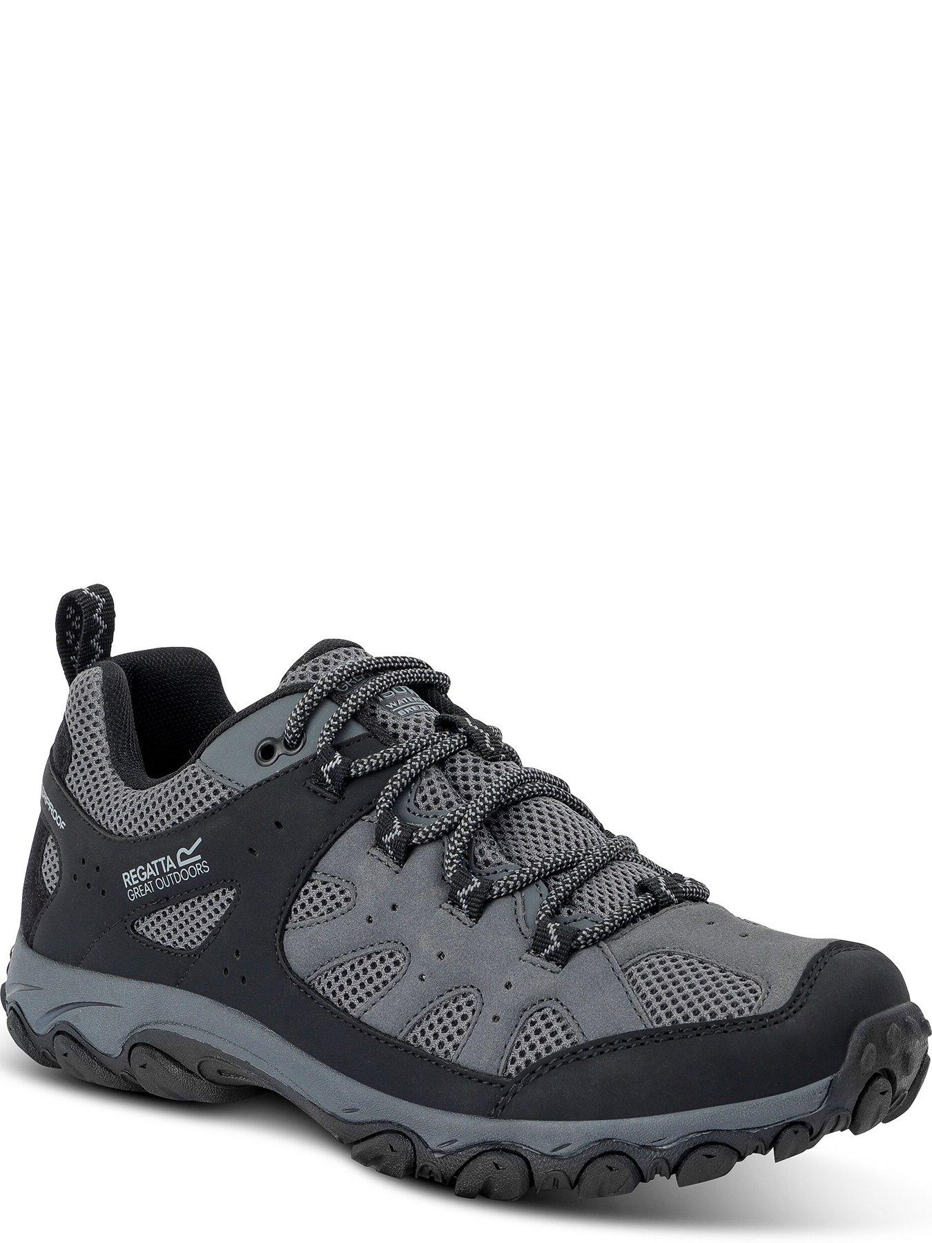 regatta-mens-edgepoint-iv-low-walking-shoes-greyoutfit
