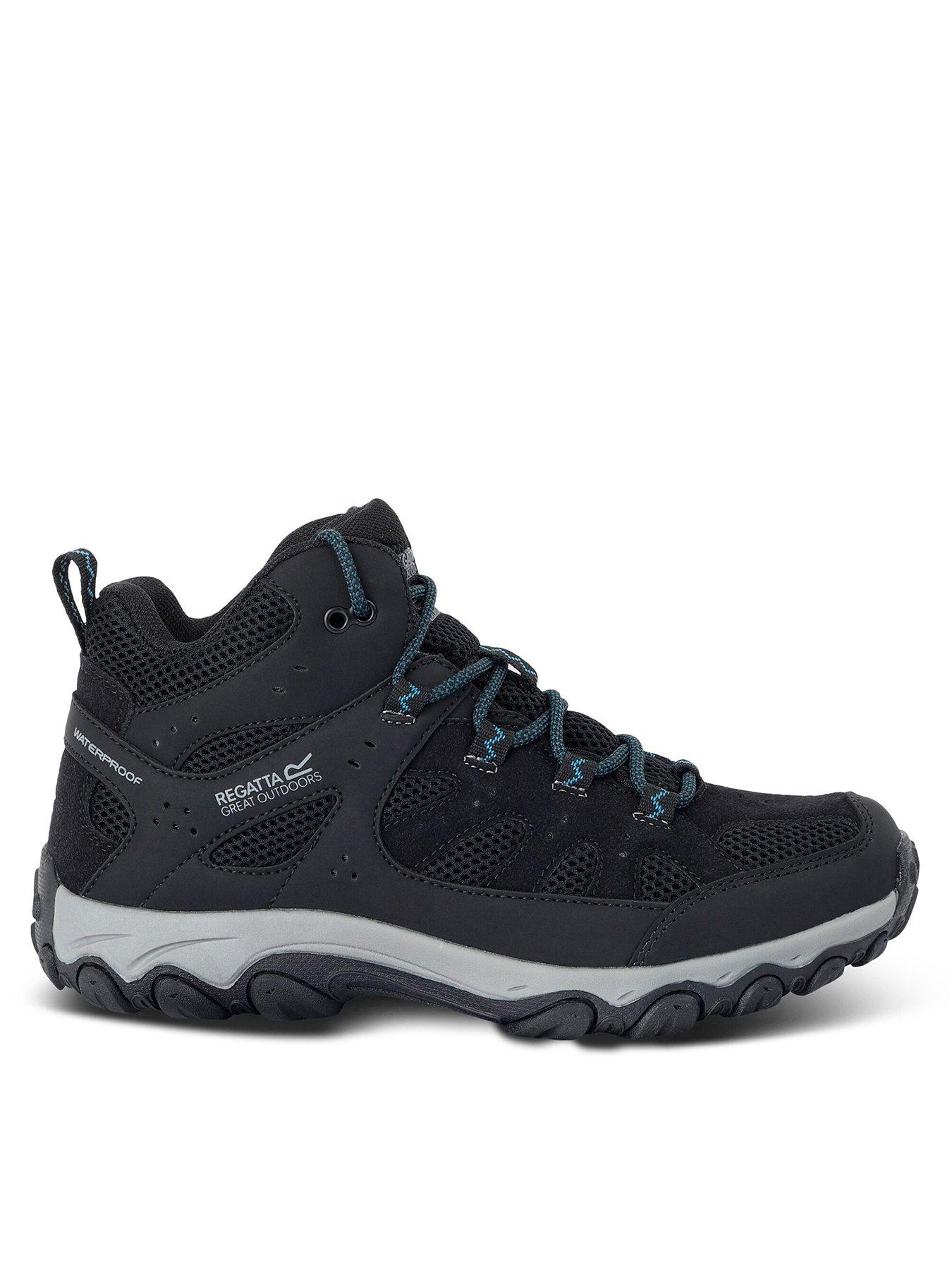 Image 1 of 7 of Regatta Womens Edgepoint IV Mid Walking Boots - Black