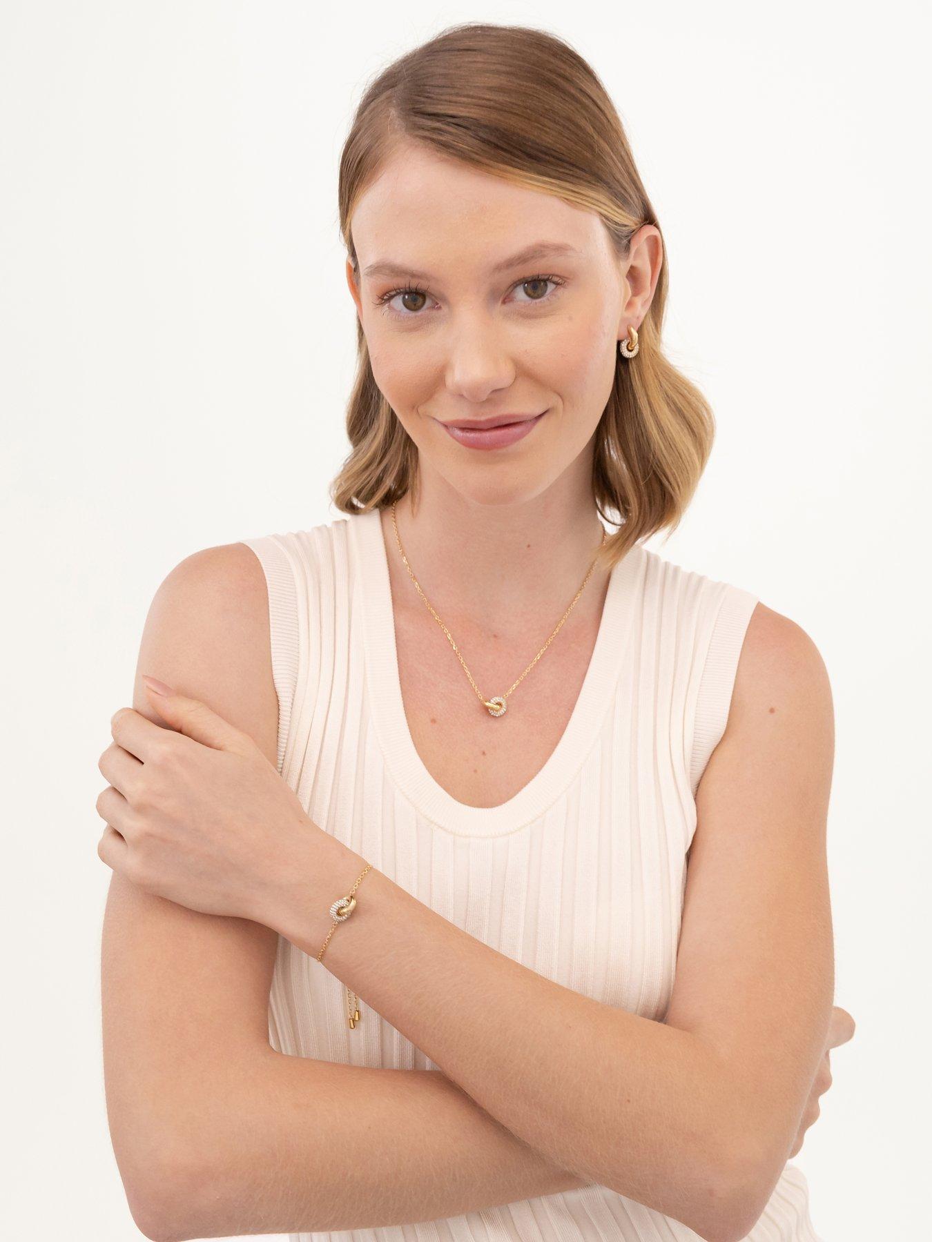 Image 4 of 6 of BOSS Ladies BOSS Live Precious Gold IP Bracelet