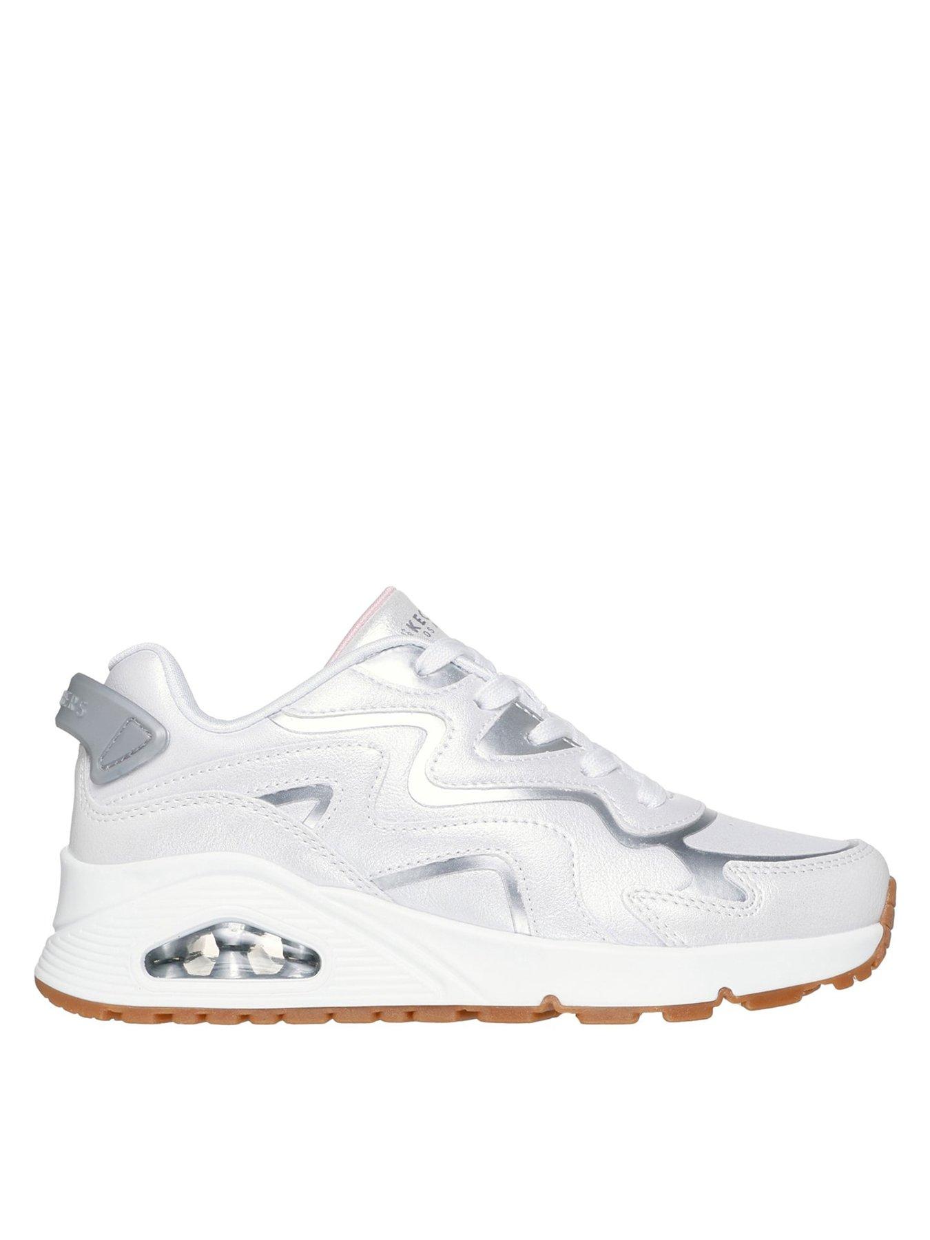 Skechers Lace Up Sneaker W/shimmer Overlay Detail