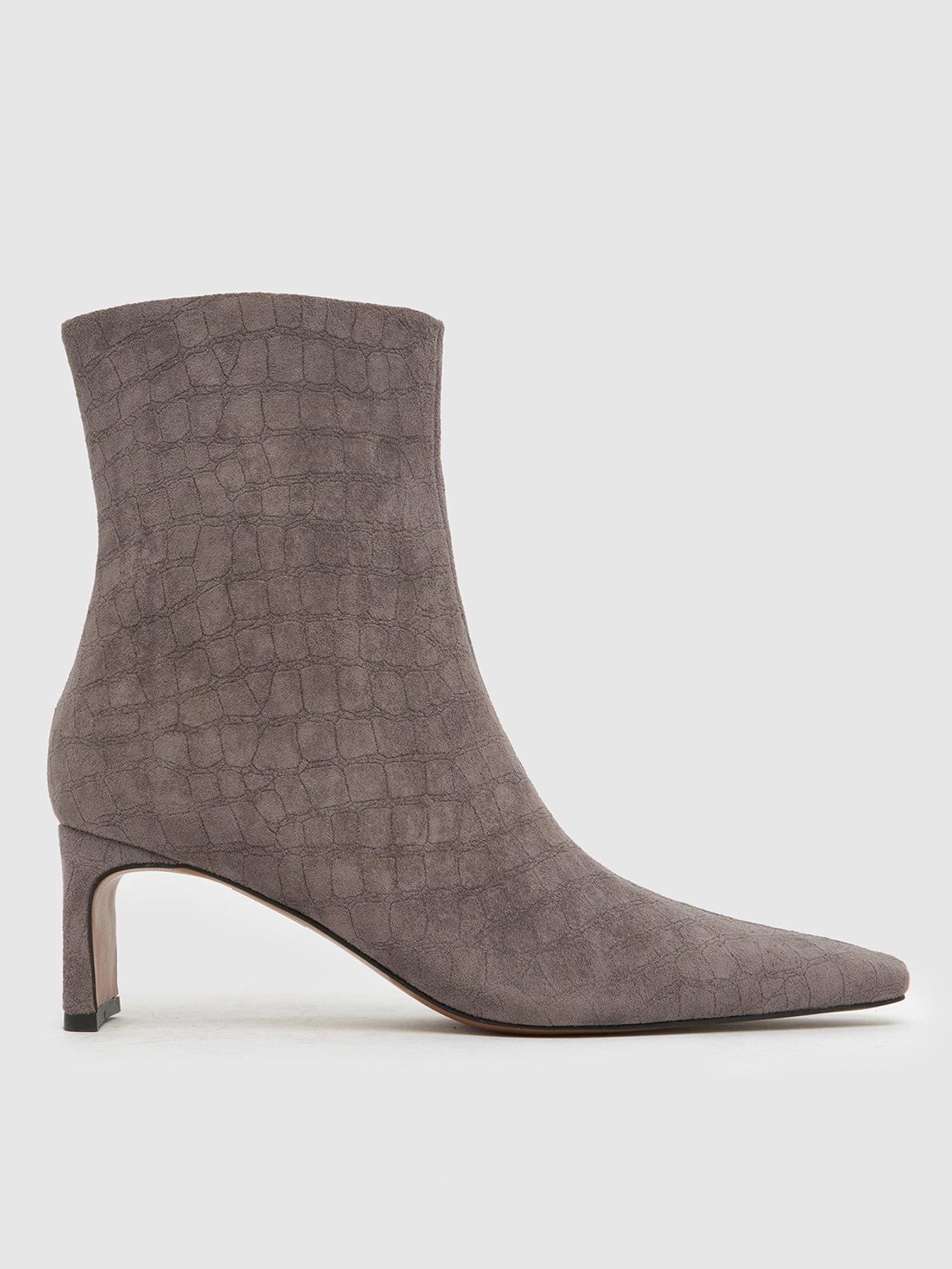 schuh-bethal-set-back-heel-bootsnbsp--grey