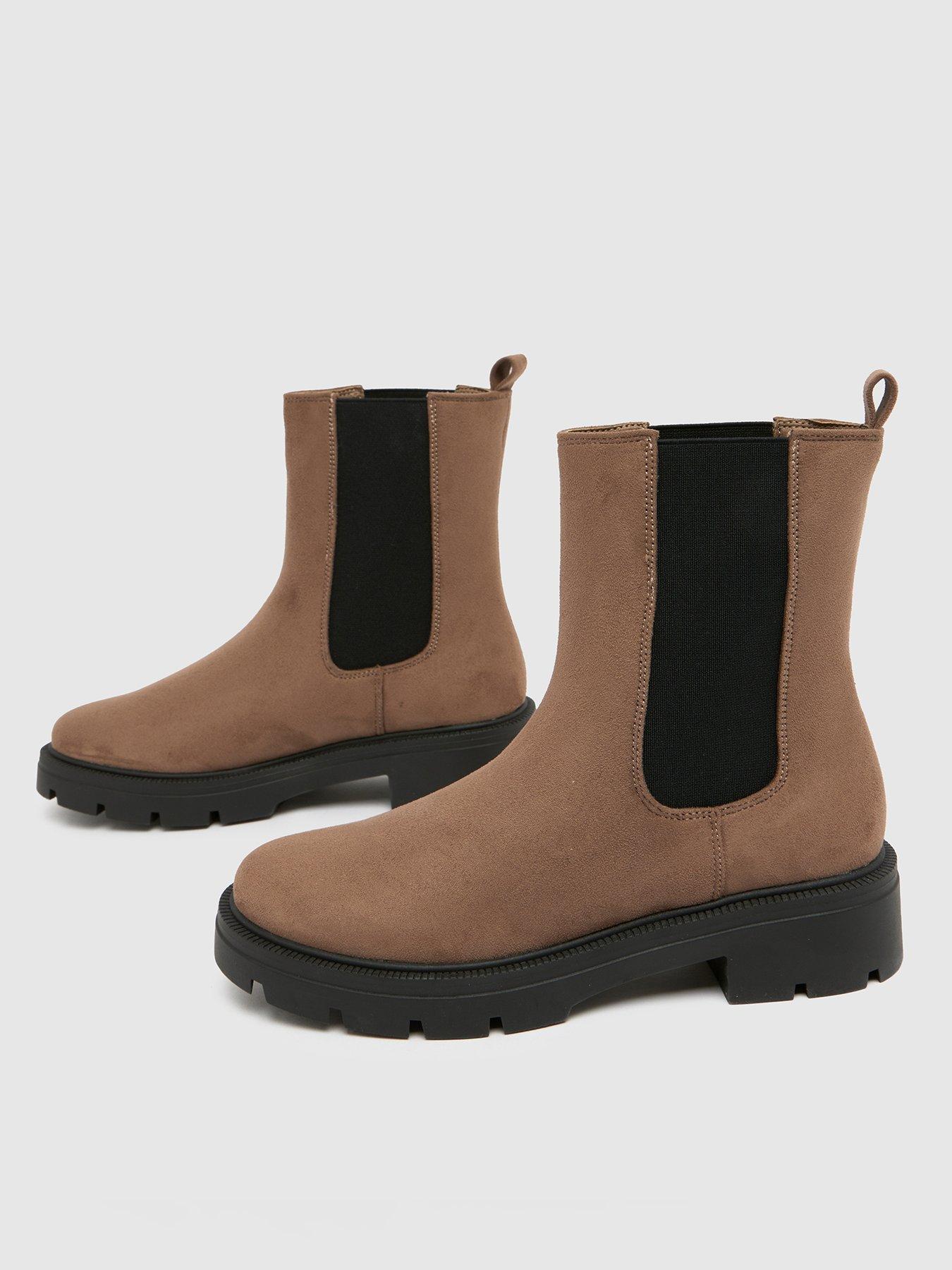 Image 3 of 4 of Schuh Abbie Chunky Chelsea Boot - Light Grey