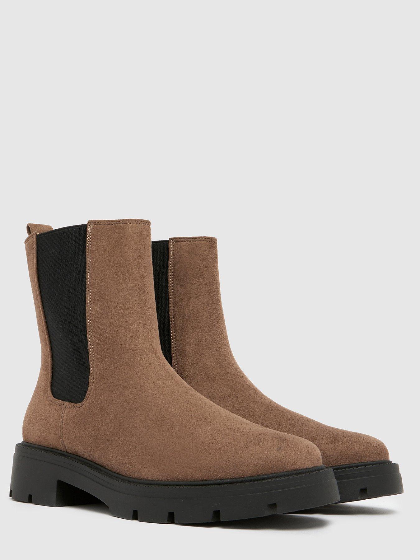 Image 4 of 4 of Schuh Abbie Chunky Chelsea Boot - Light Grey