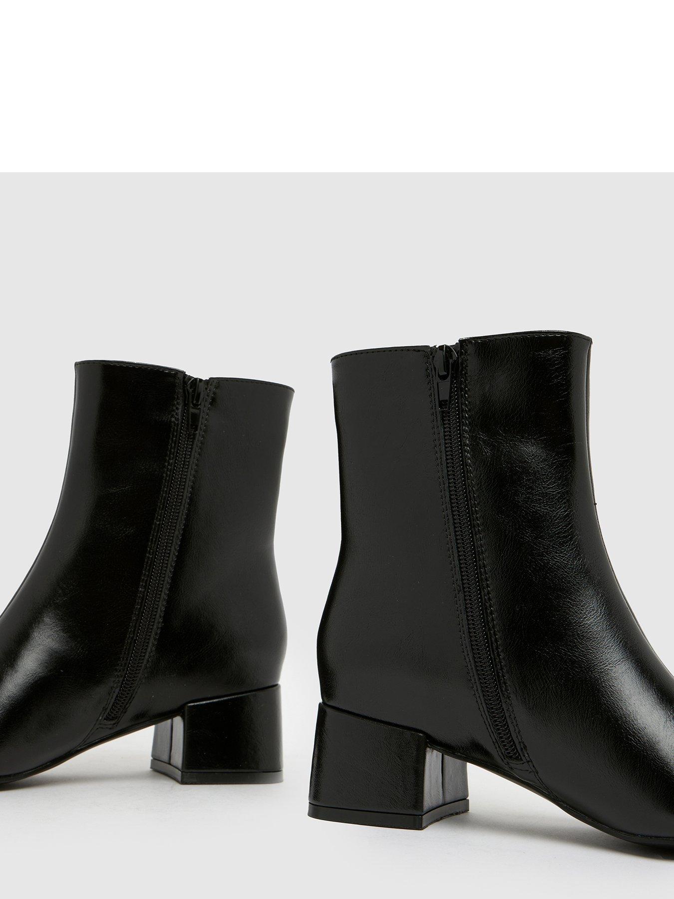 schuh-bridgit-block-point-boots-blackoutfit