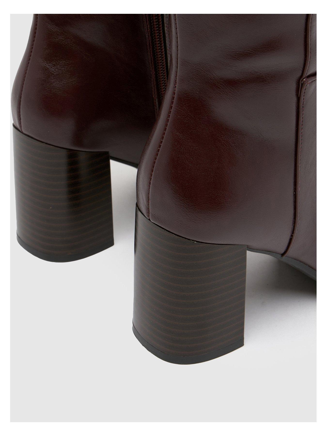 schuh-devlin-knee-high-boot-burgundyoutfit