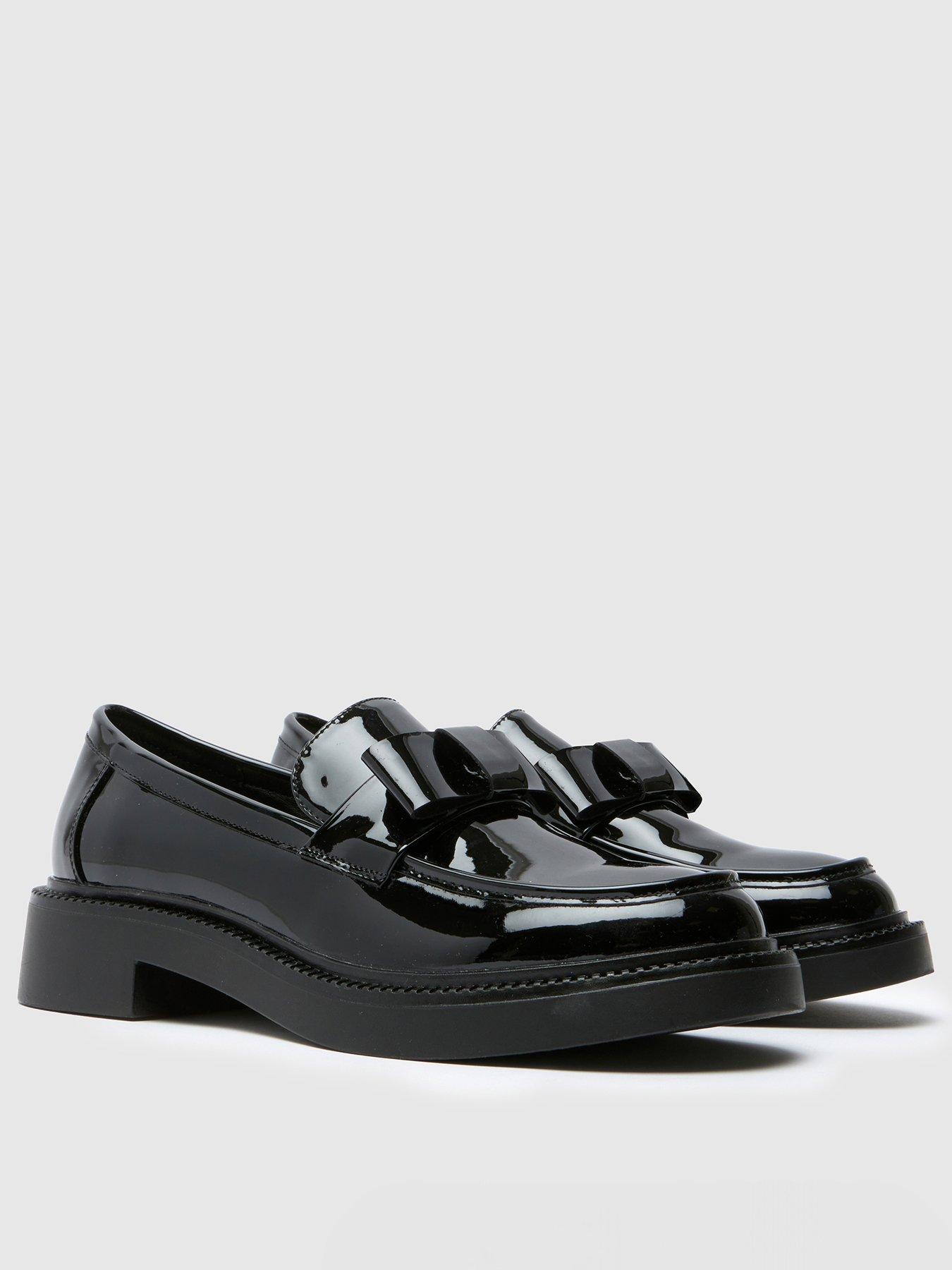 schuh-lidia-patent-bow-loafer-blackback