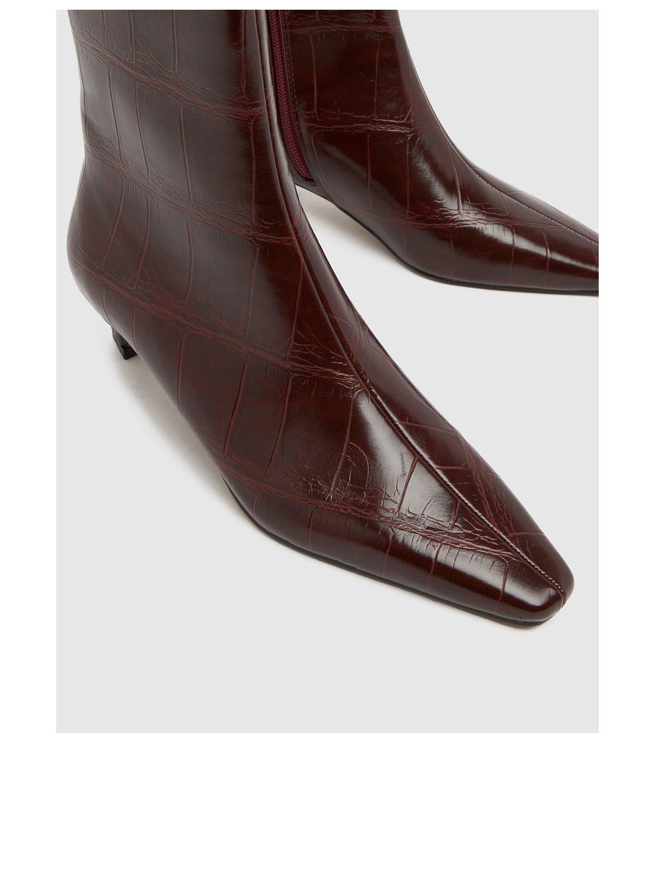 schuh-bexley-kitten-heel-boot-redback
