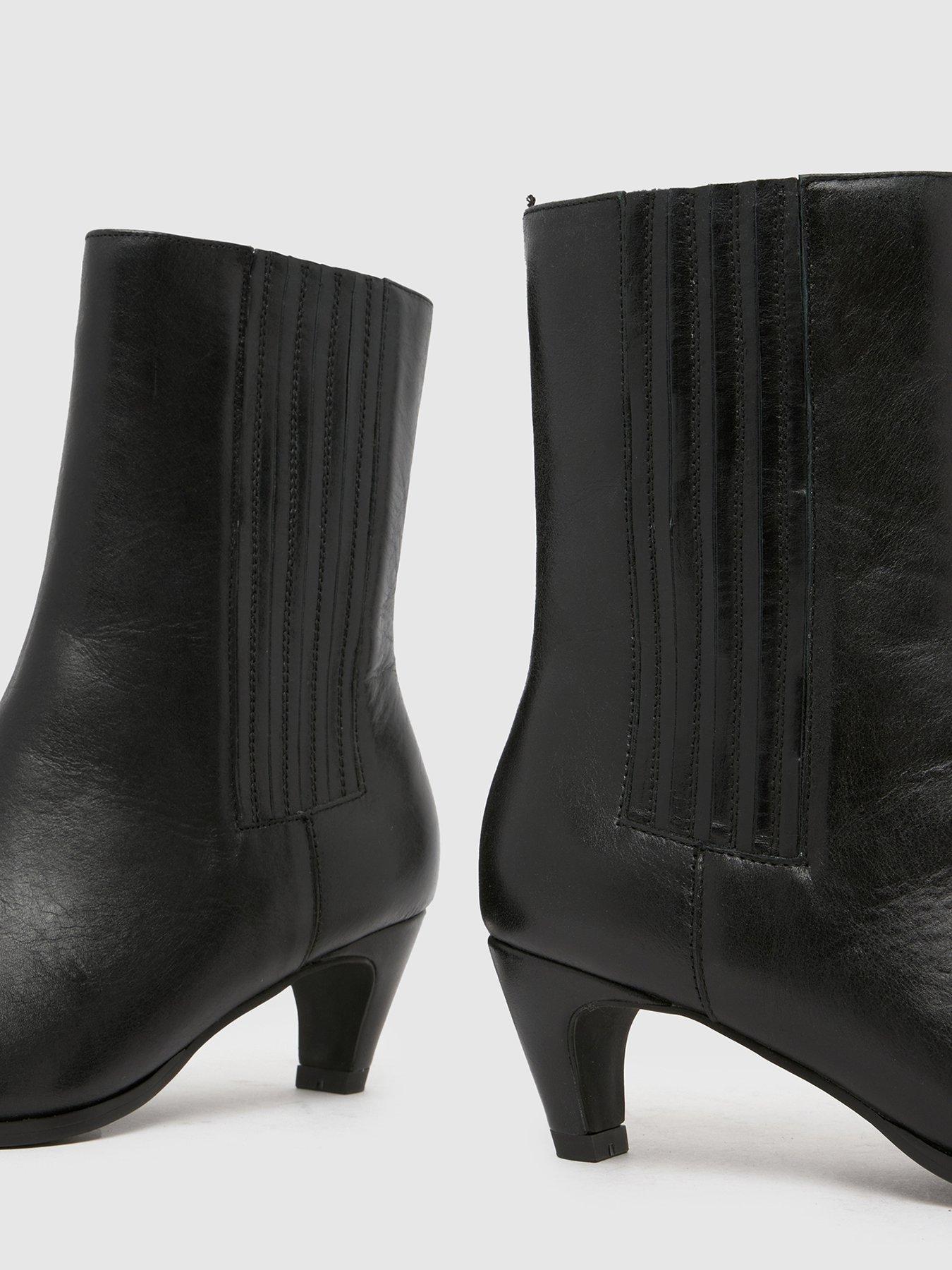 schuh-betsy-leather-formal-boot-blackoutfit