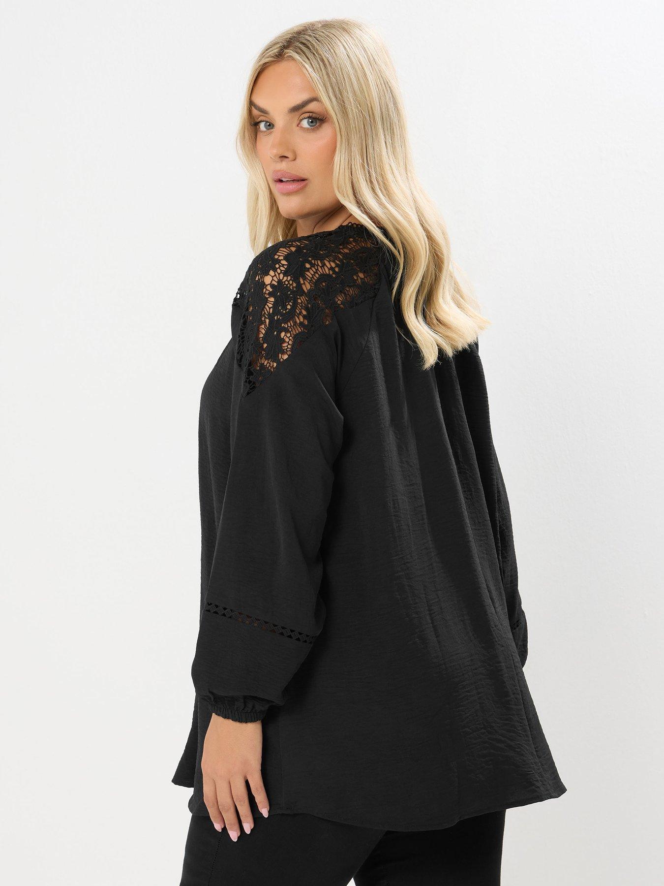 Image 2 of 4 of Yours Curve Lace Raglan Blouse - Black