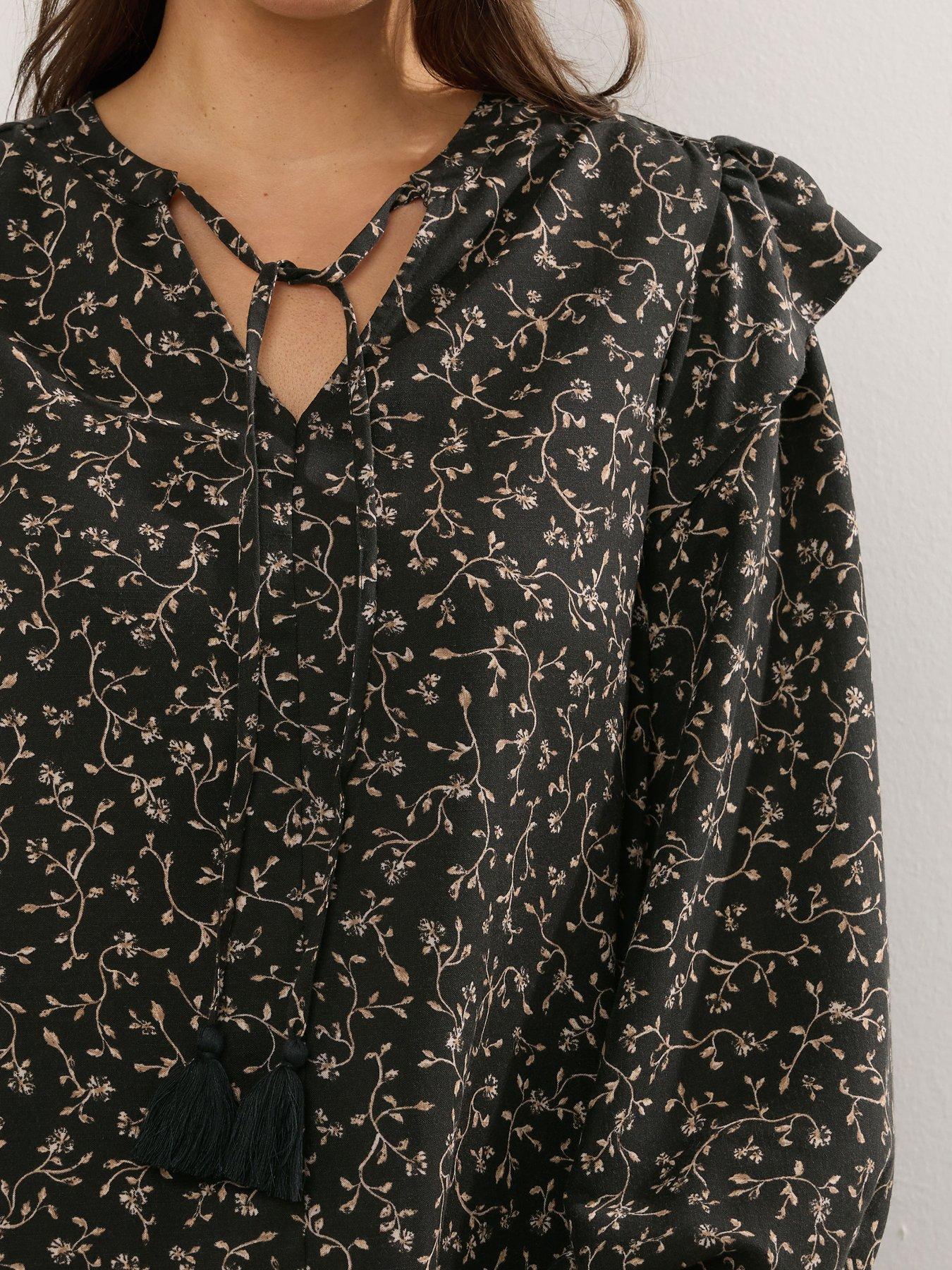 Image 4 of 4 of Yours Curve Smock Frill Top - Black