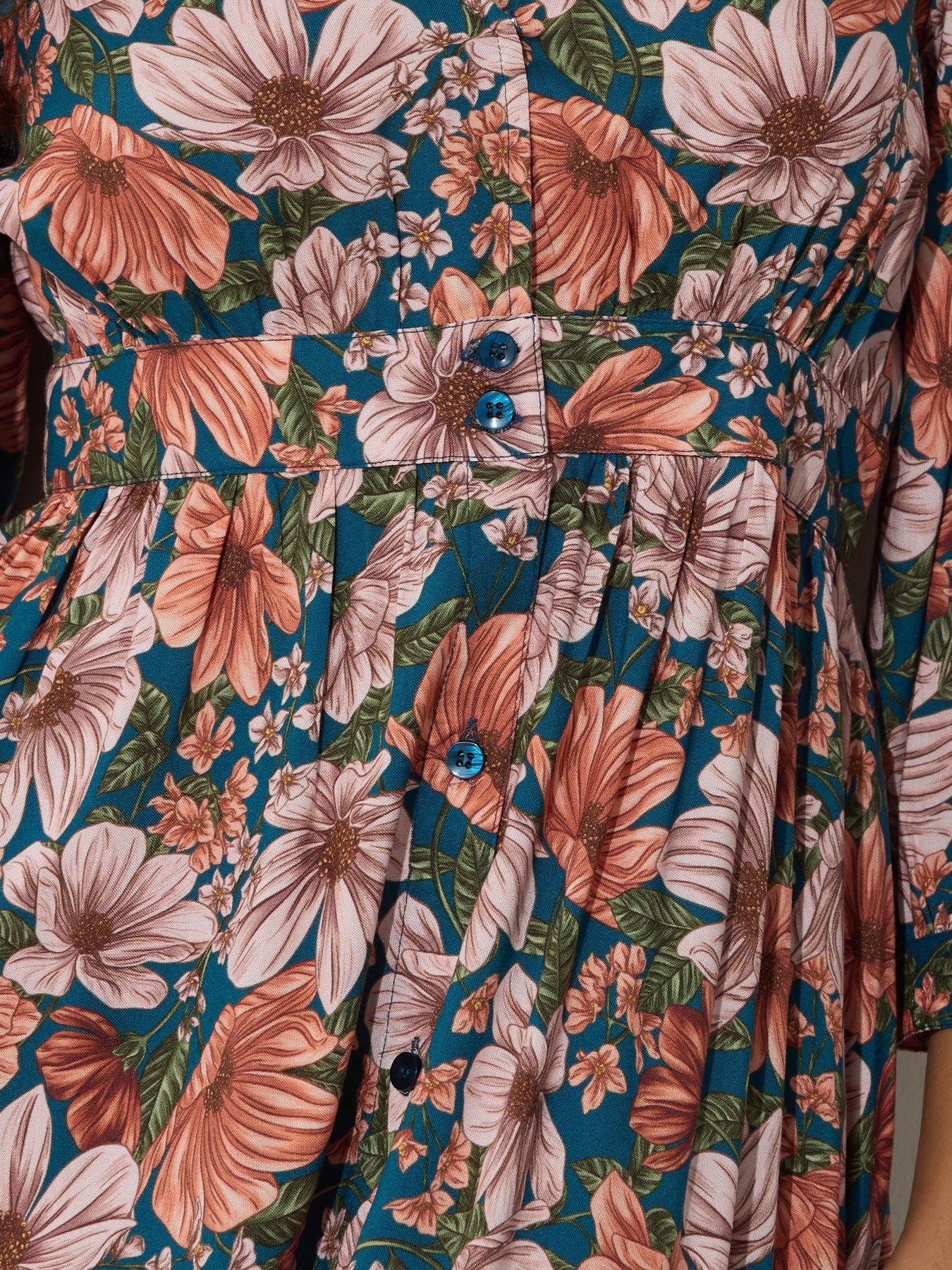 Image 4 of 4 of PixieGirl Petite Floral Midi Tea Dress - Blue