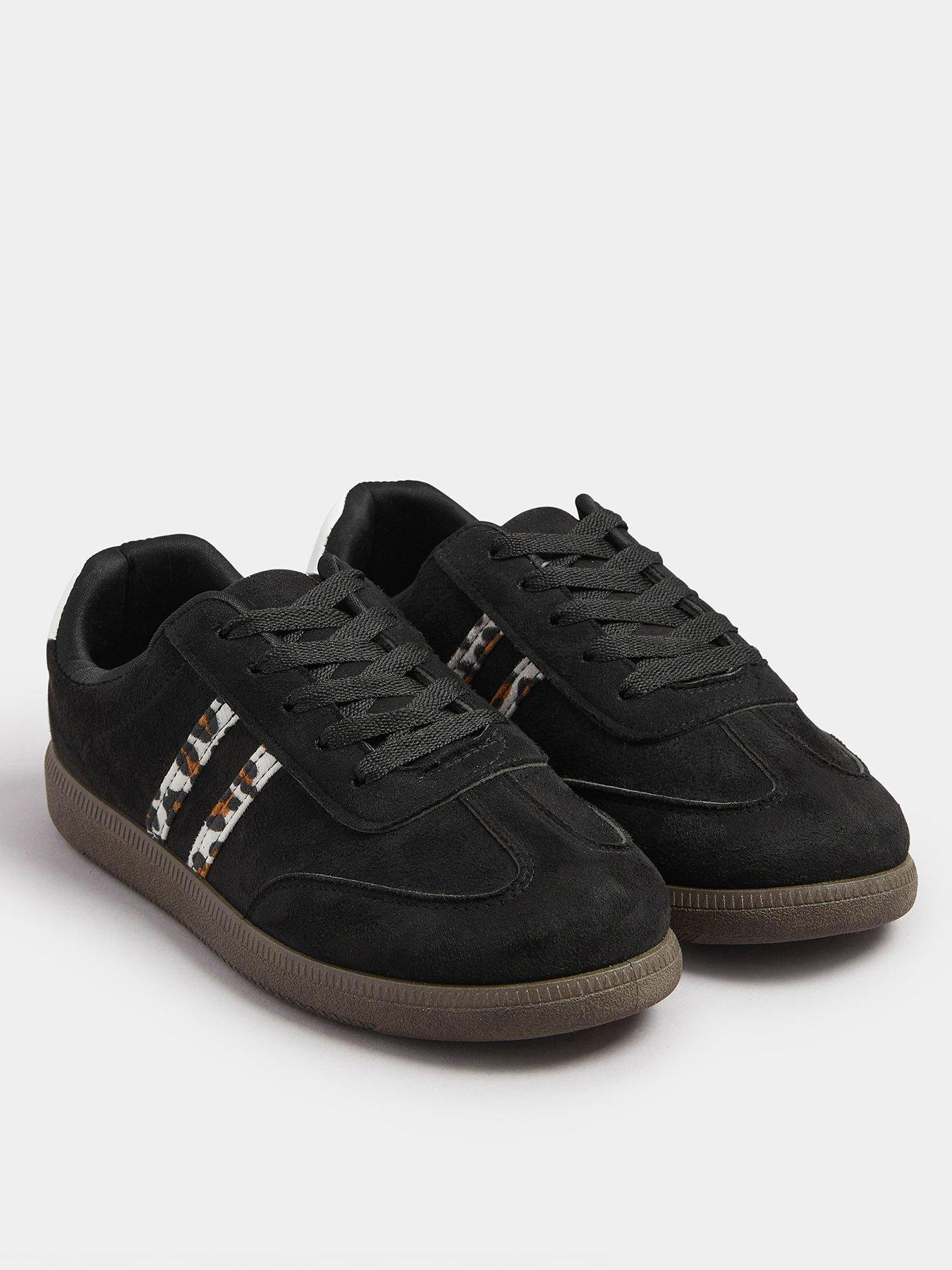 yours-extra-wide-fit-retro-animal-stripe-trainer-blackstillFront