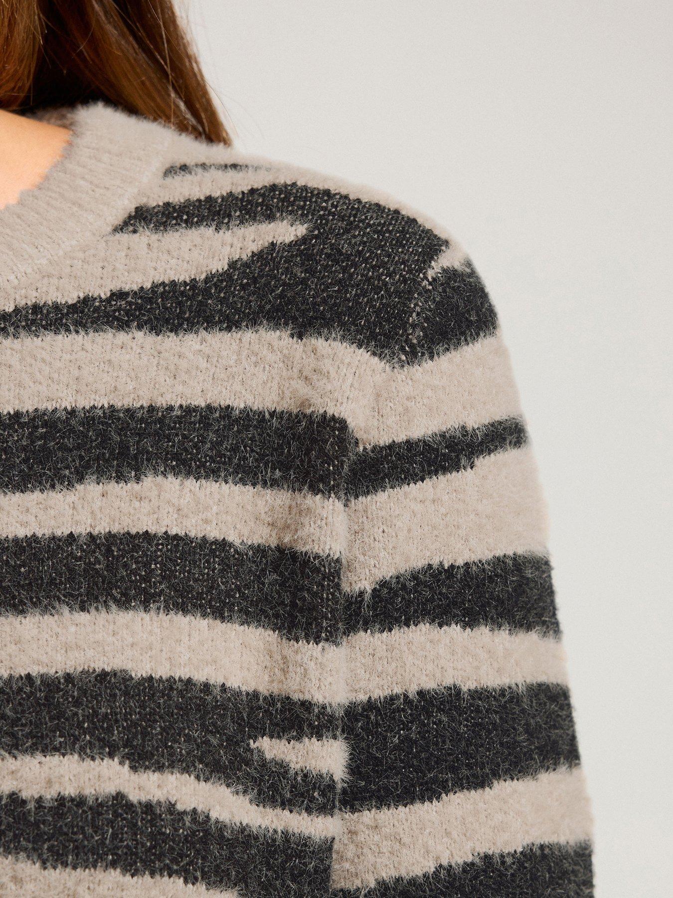 long-tall-sally-zebra-jumper-naturaloutfit