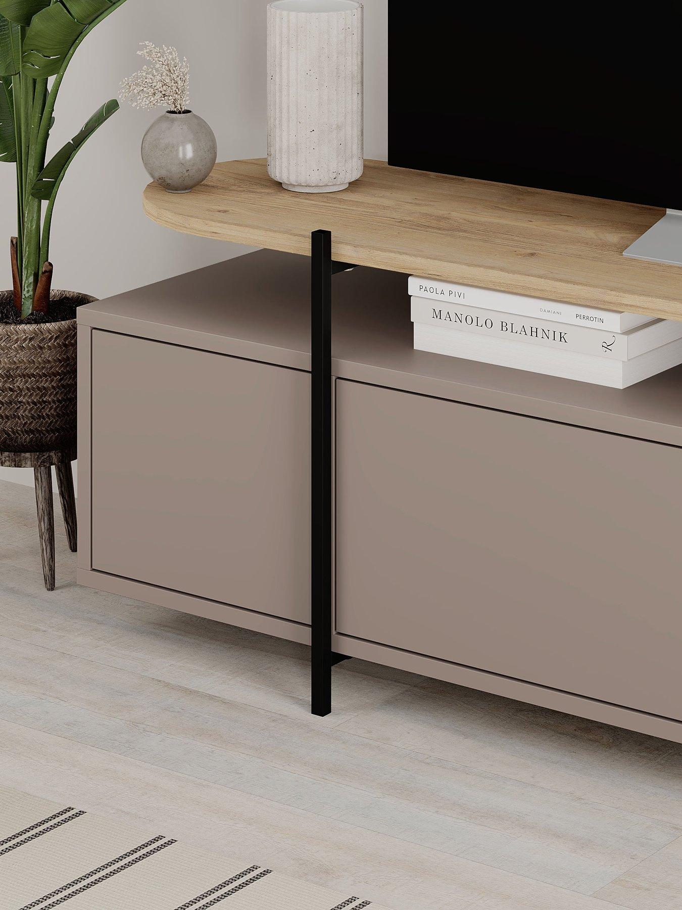 decortie-hanley-tv-stand-mochaoakdetail
