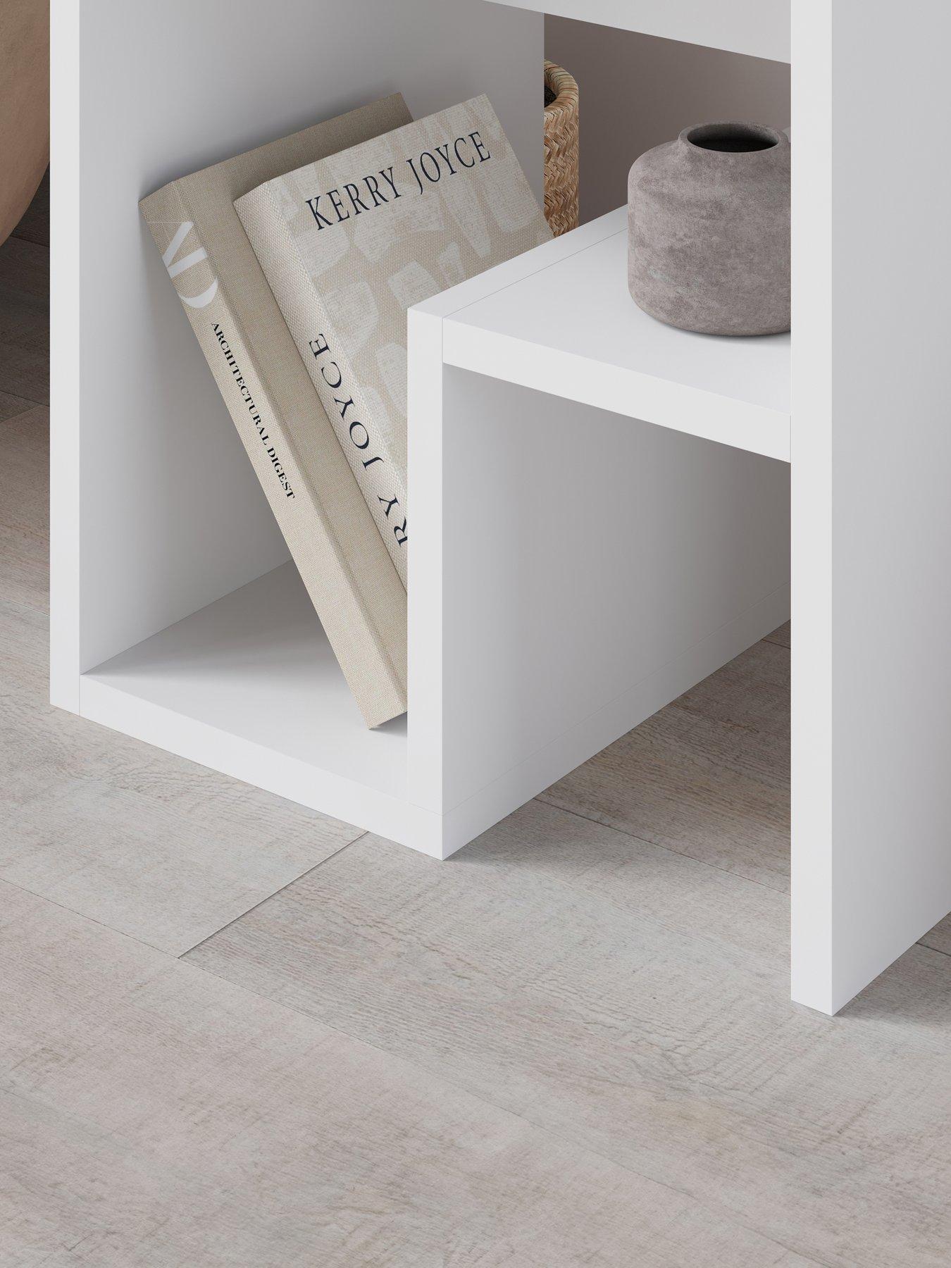 decortie-bon-side-table-whiteoutfit