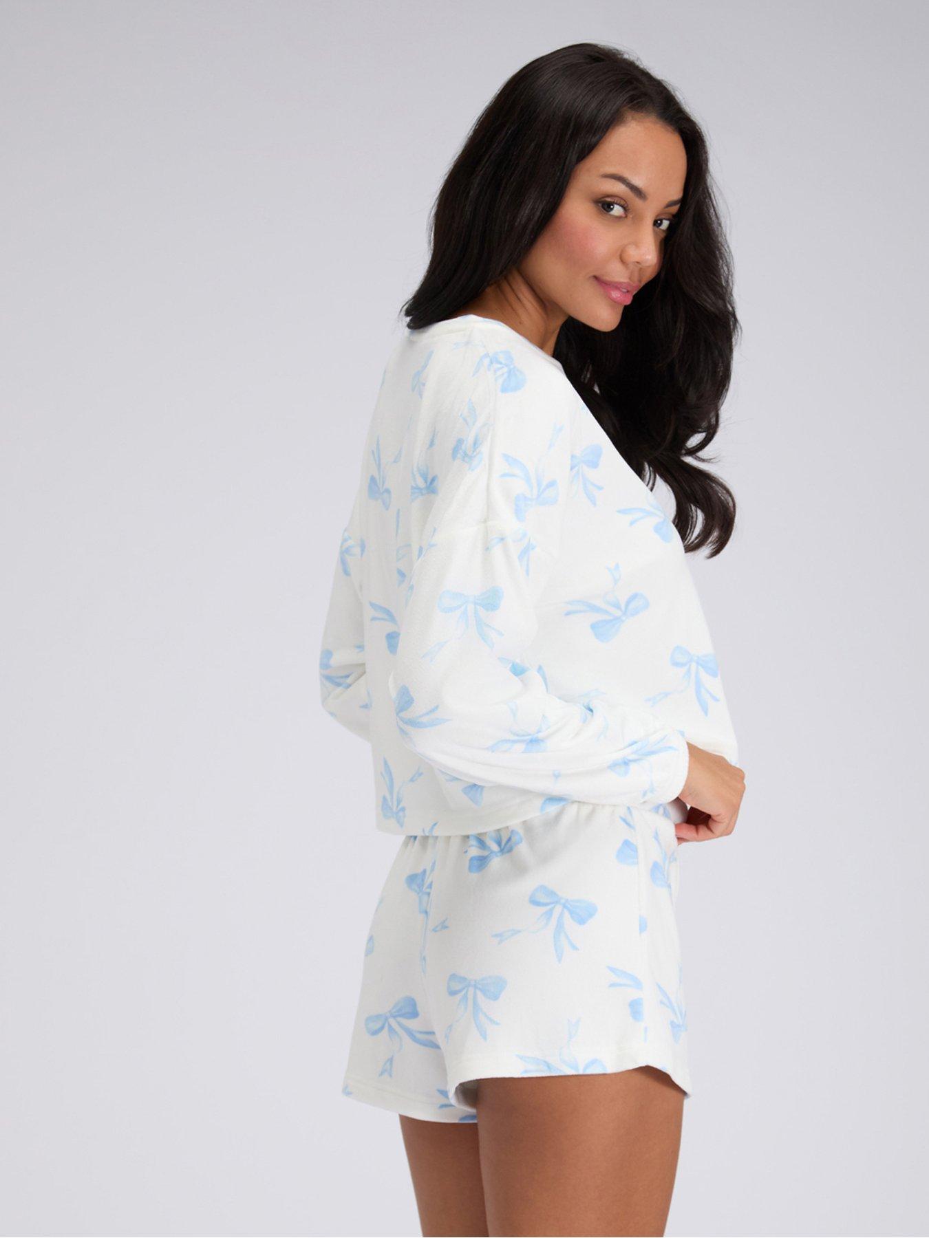 boux-avenue-bow-velour-short-pyjama-set-whiteoutfit