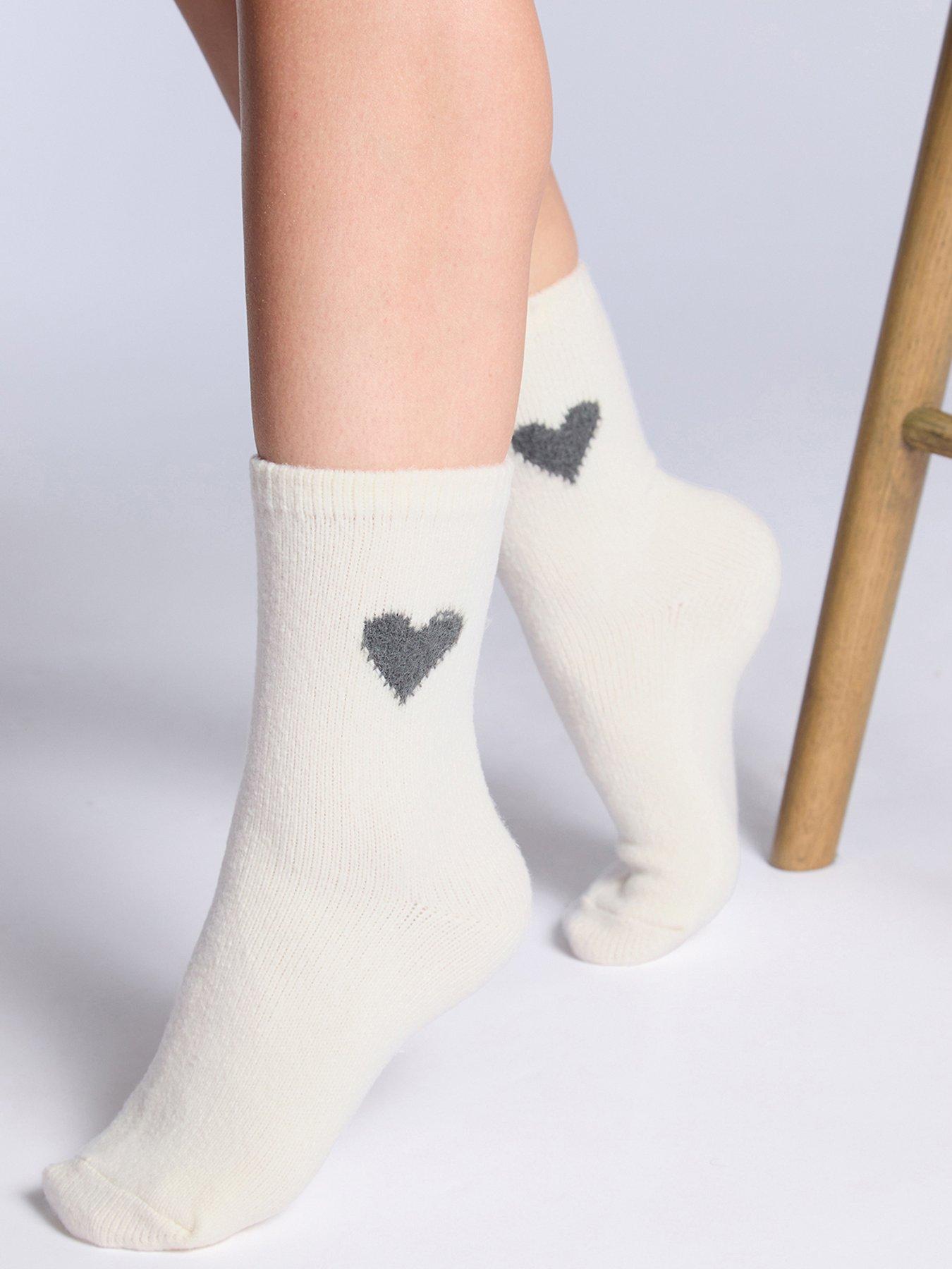 boux-avenue-charcoal-heart-cosy-sock-white