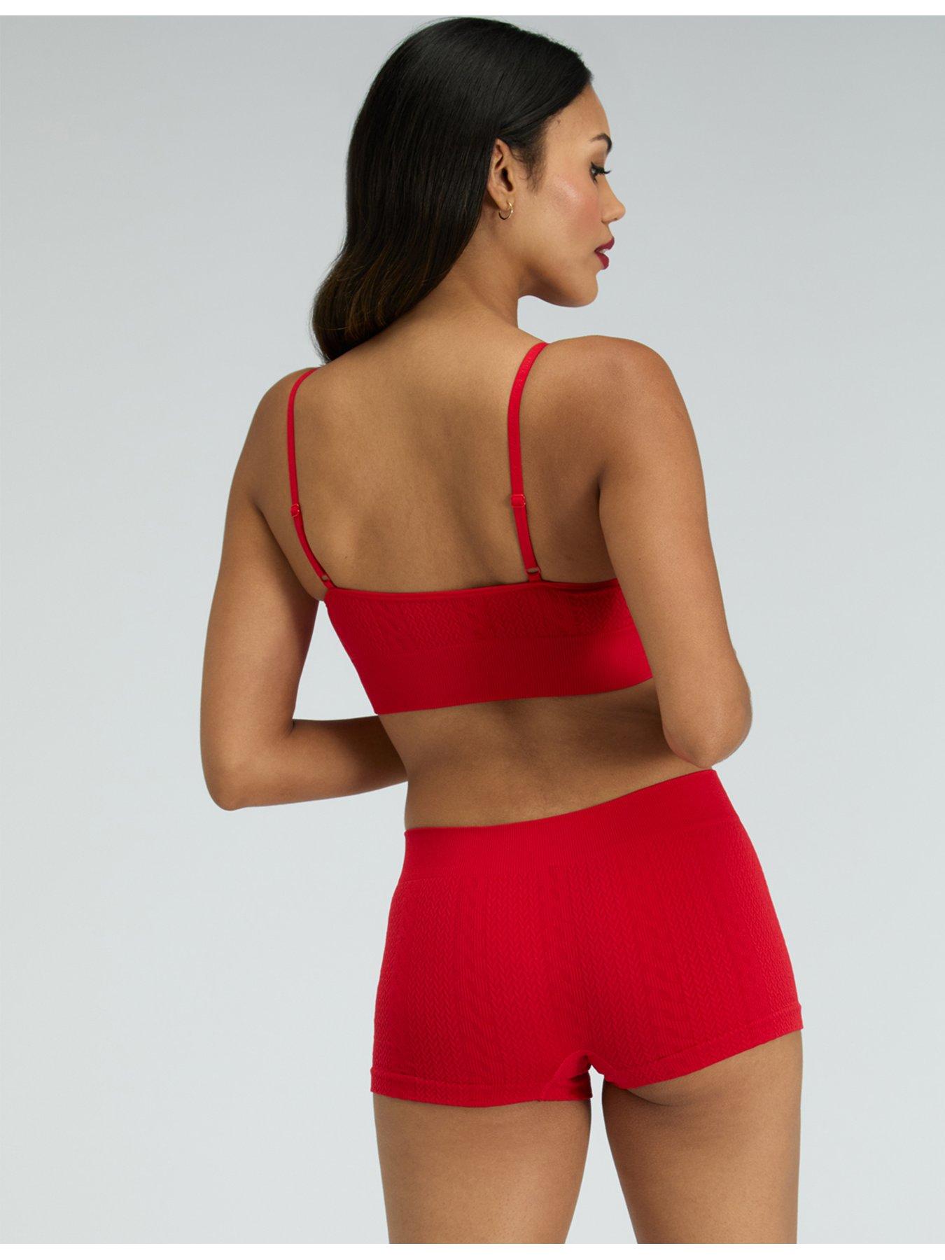 boux-avenue-cable-seamless-short-redstillFront