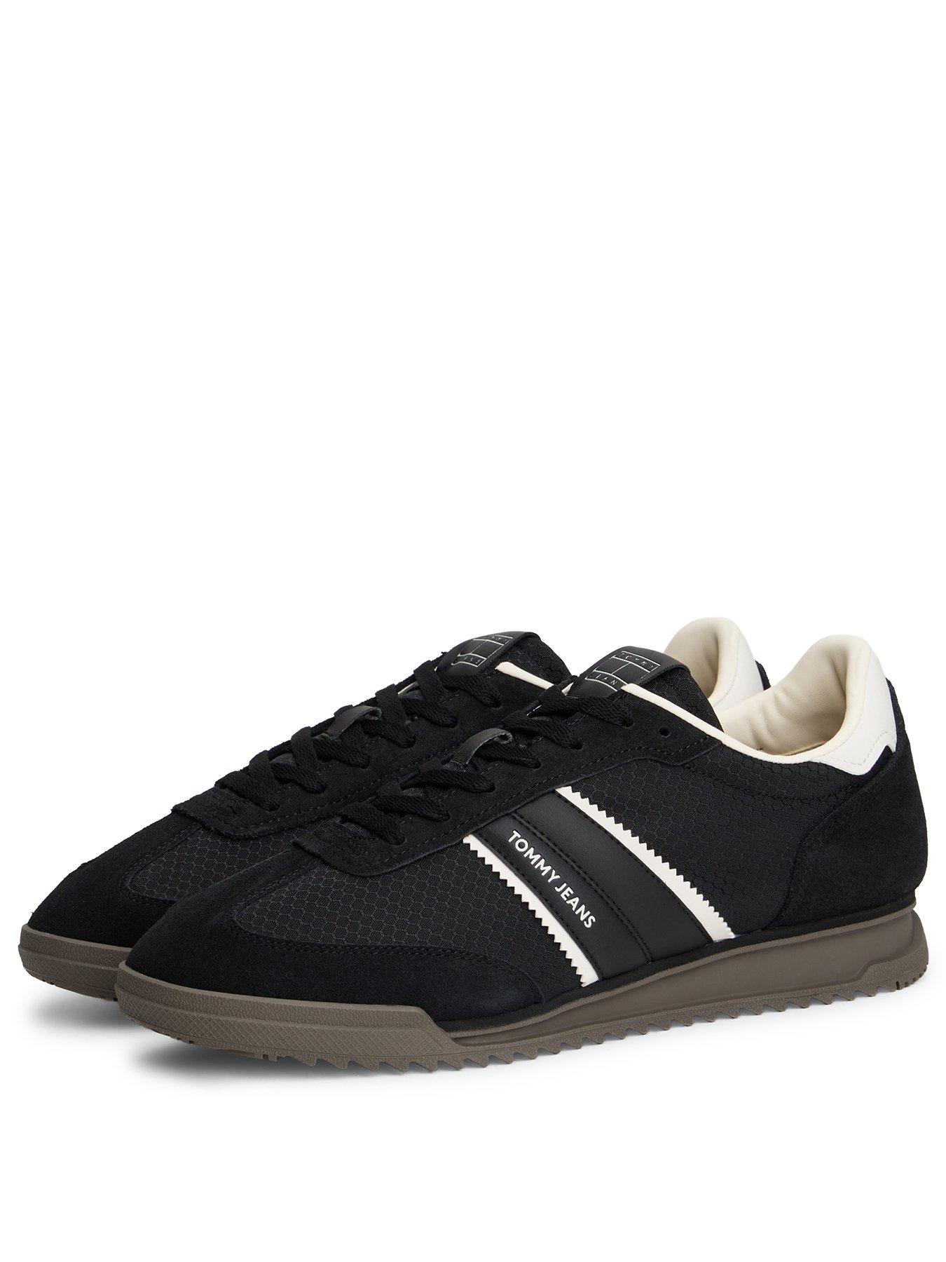 Image 2 of 6 of Tommy Jeans Cleated Retro Runner Trainers - Black