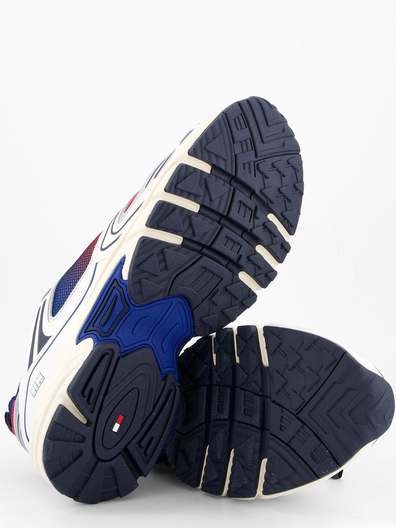 Image 4 of 7 of Tommy Jeans Archive '97 Retro Trainers - White