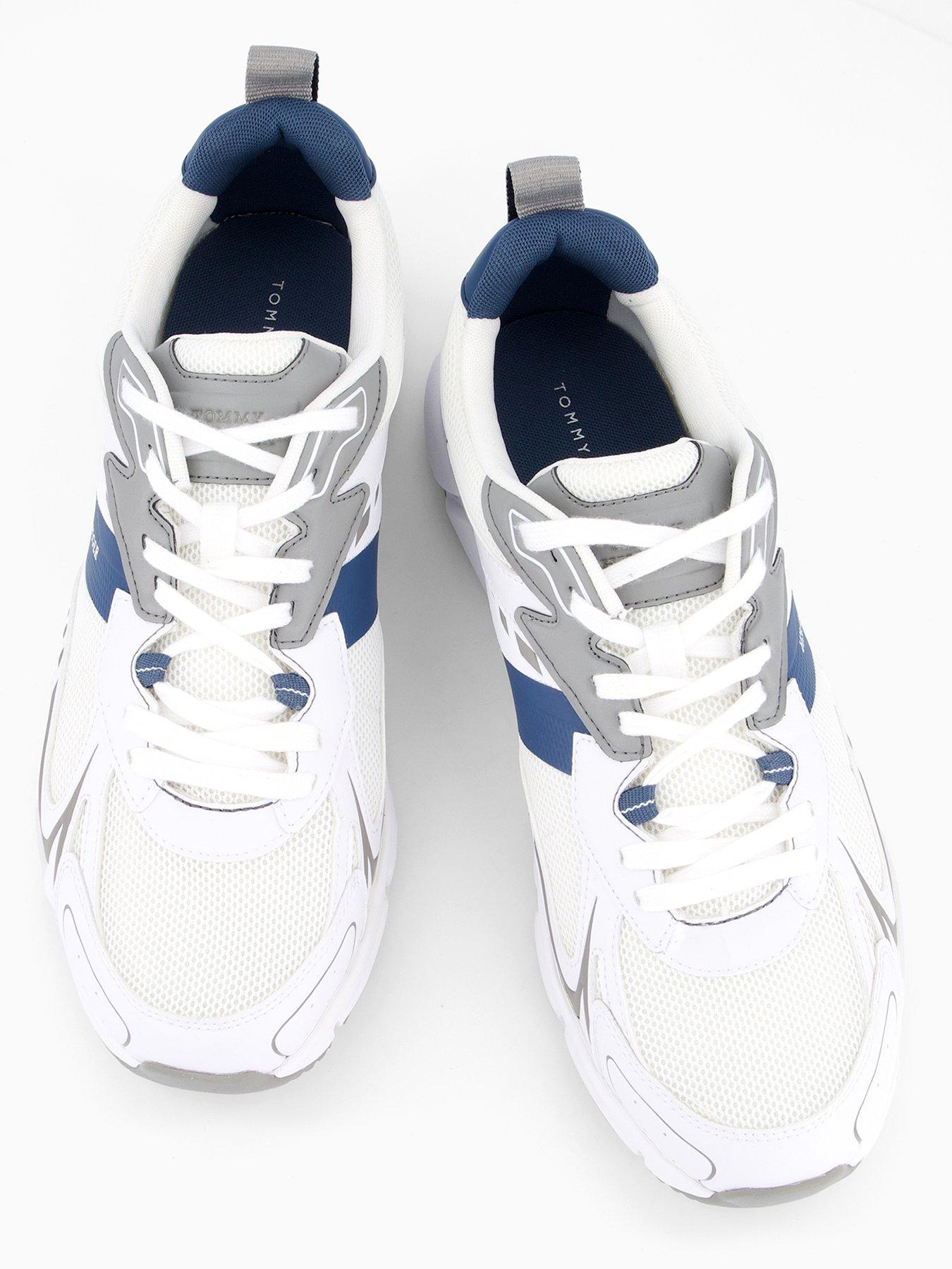 tommy-hilfiger-outdoor-sneaker-tech-mix-trainers-whiteoutfit
