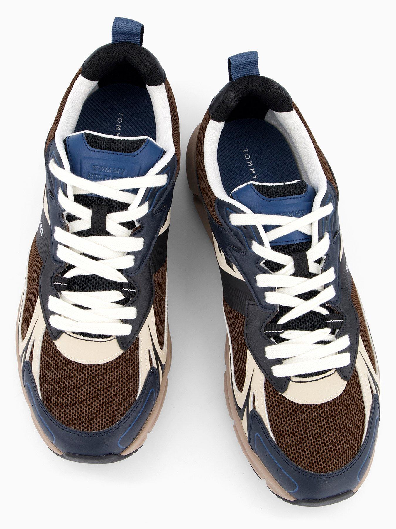 tommy-hilfiger-outdoor-sneaker-tech-mix-trainers-brownoutfit