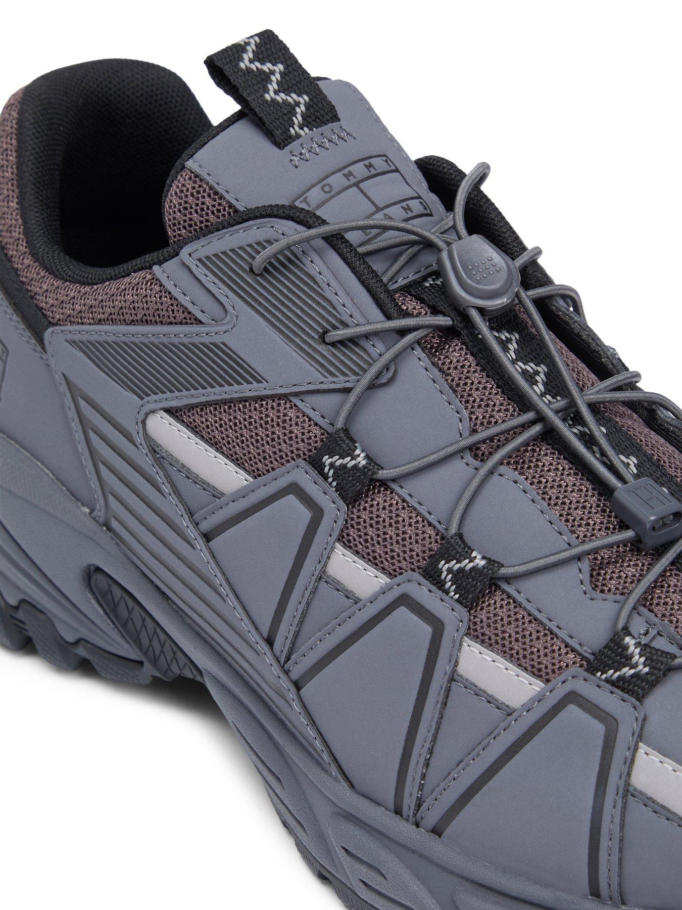 Image 6 of 7 of Tommy Jeans Outdoor Runner Trainers - Grey