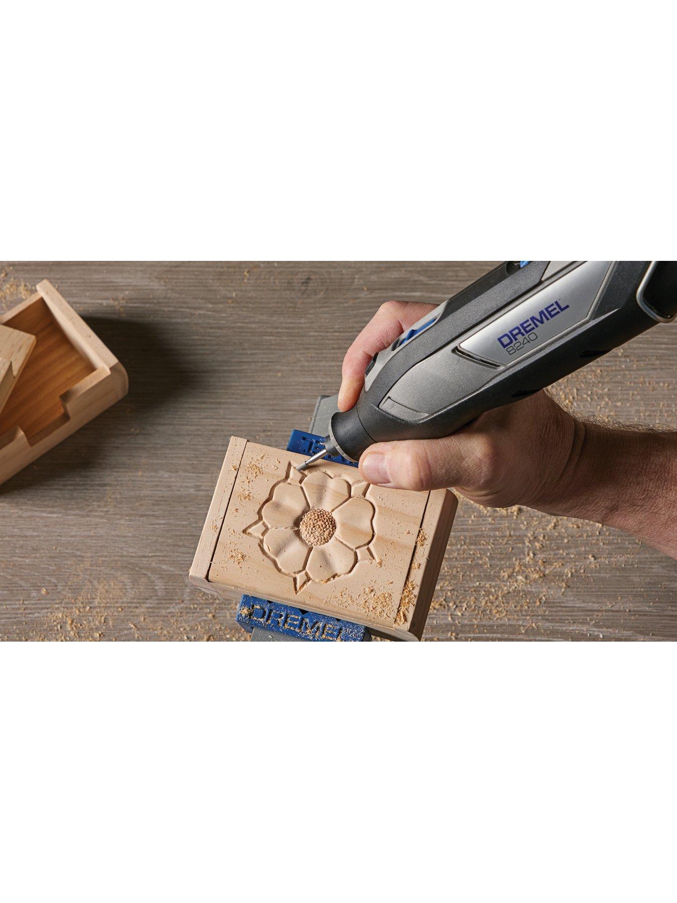 dremel-8240-565-12v-multi-tool-kitoutfit