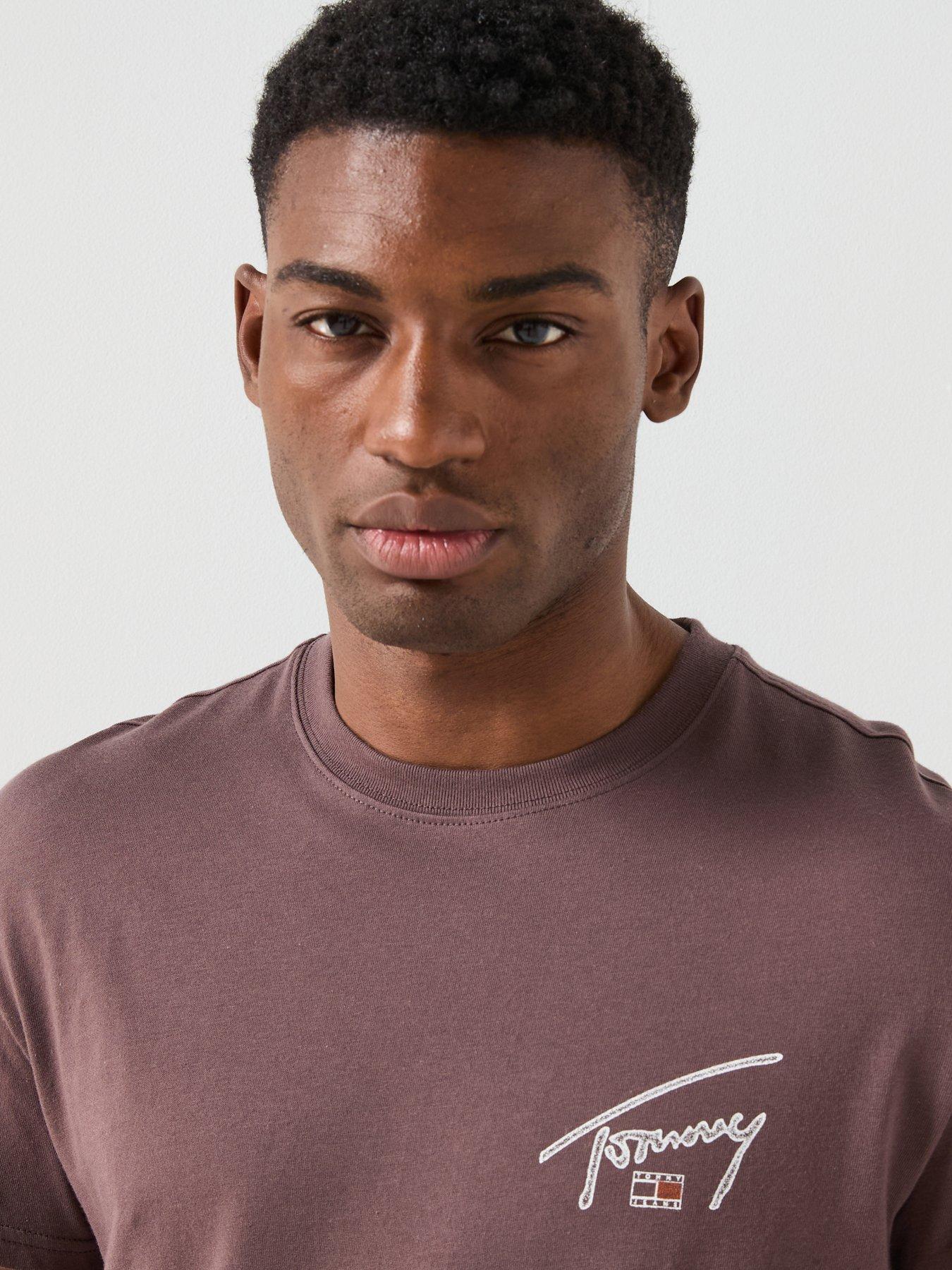 tommy-jeans-regular-fit-sign-spray-backprint-t-shirt-browndetail