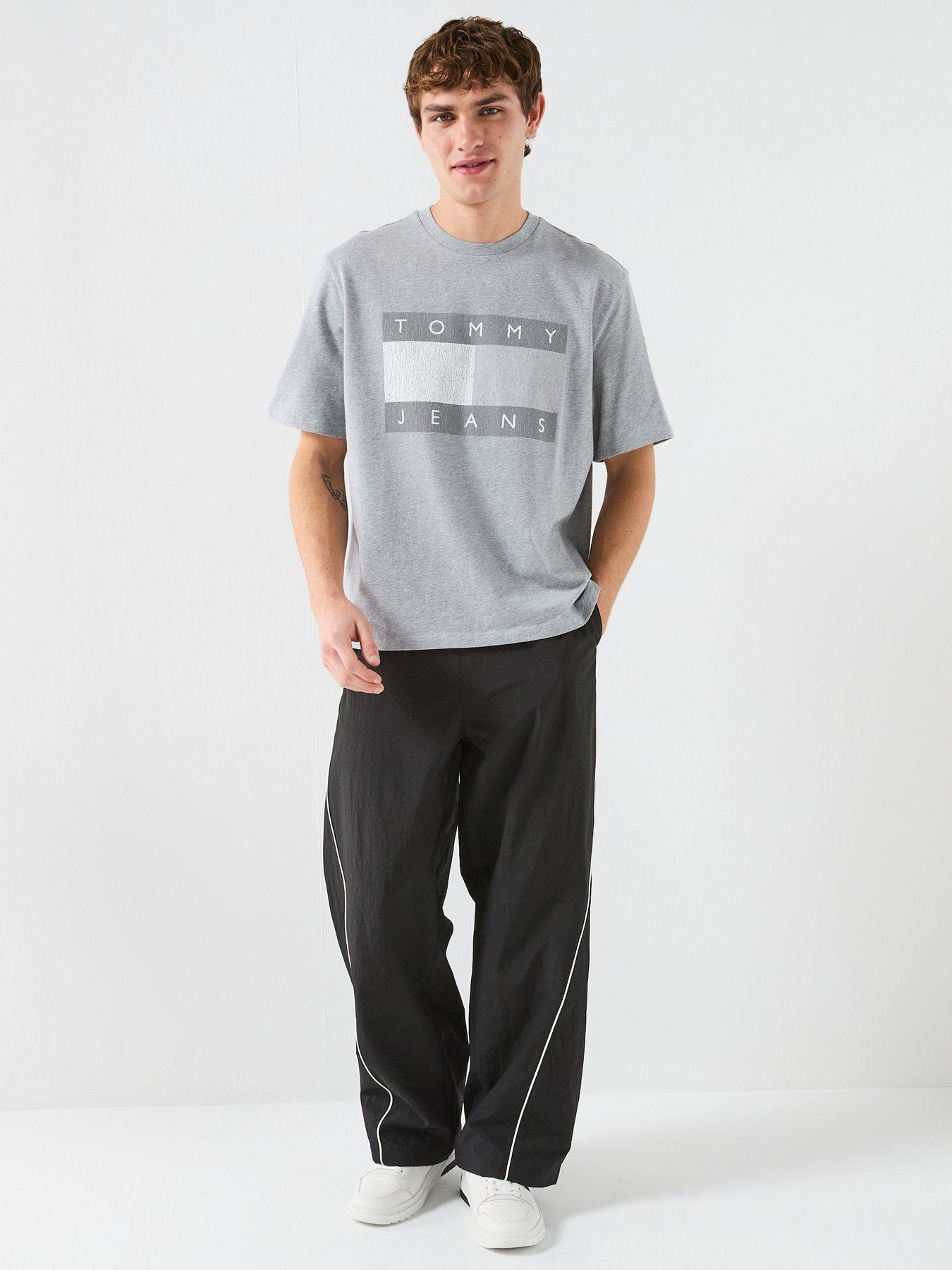 Image 5 of 5 of Tommy Jeans Tommy Jeans 90s Distressed Flag T-shirt - Grey