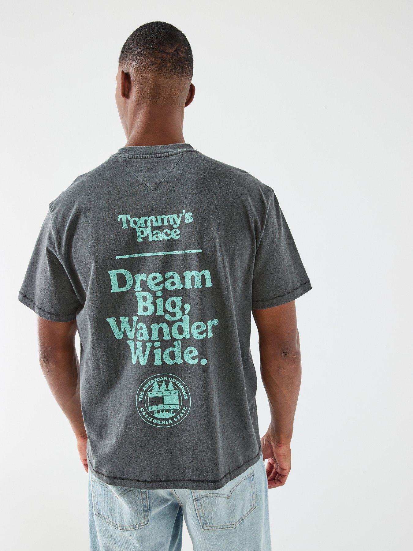 tommy-jeans-relaxed-fit-outdoor-backprint-t-shirt-blackoutfit