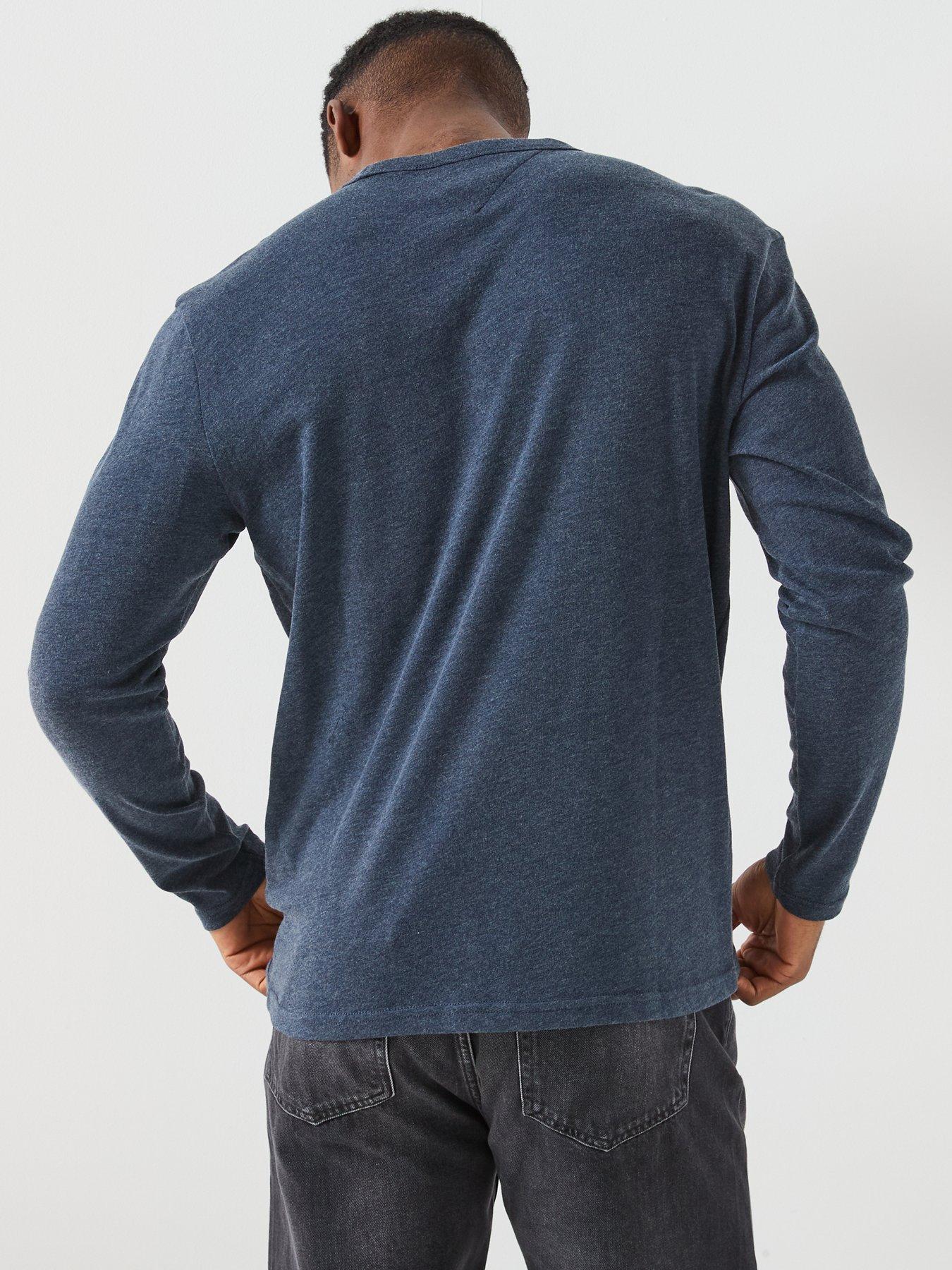 tommy-jeans-regular-fit-badge-long-sleeve-t-shirt-navystillFront