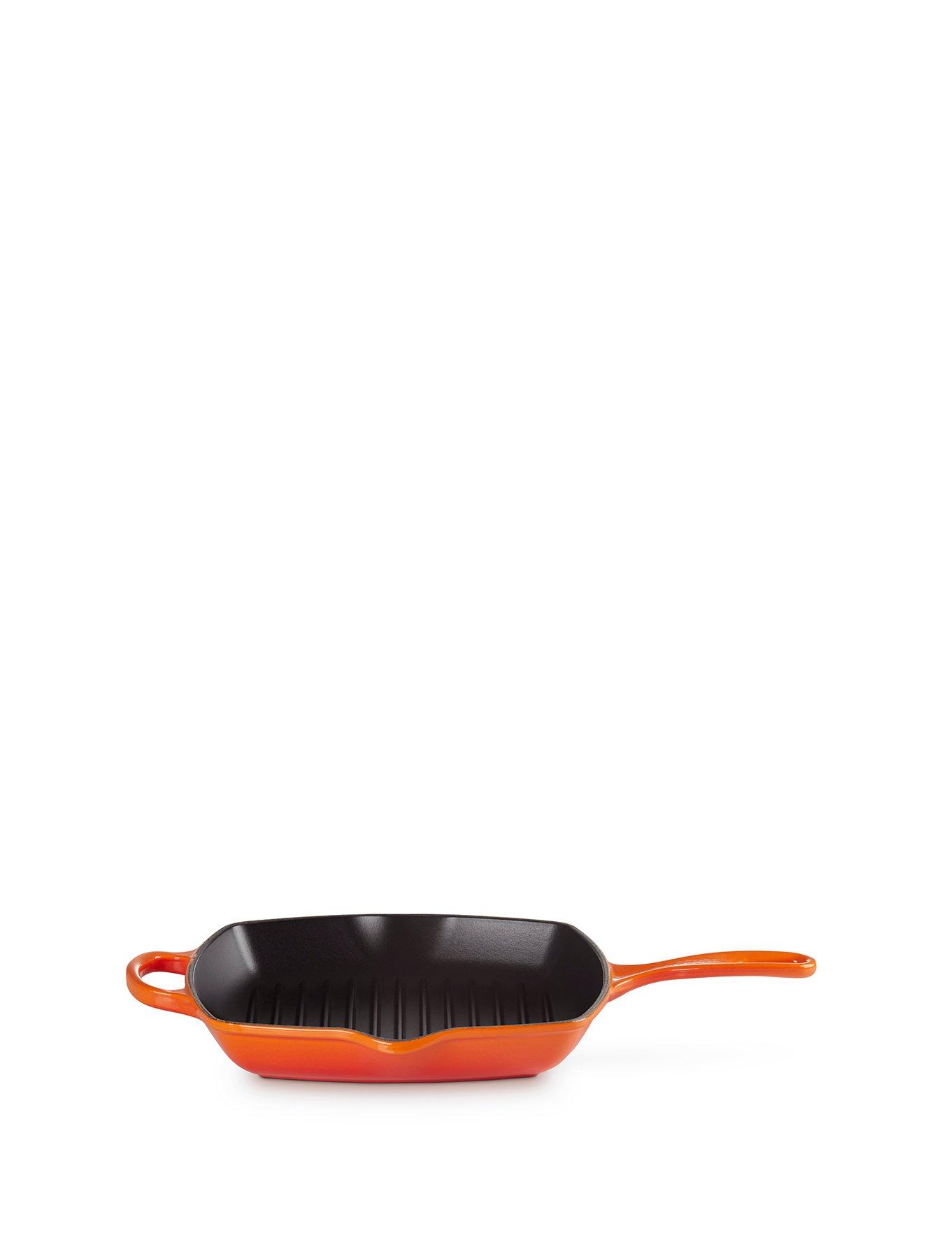 le-creuset-26cm-square-grillitstillFront