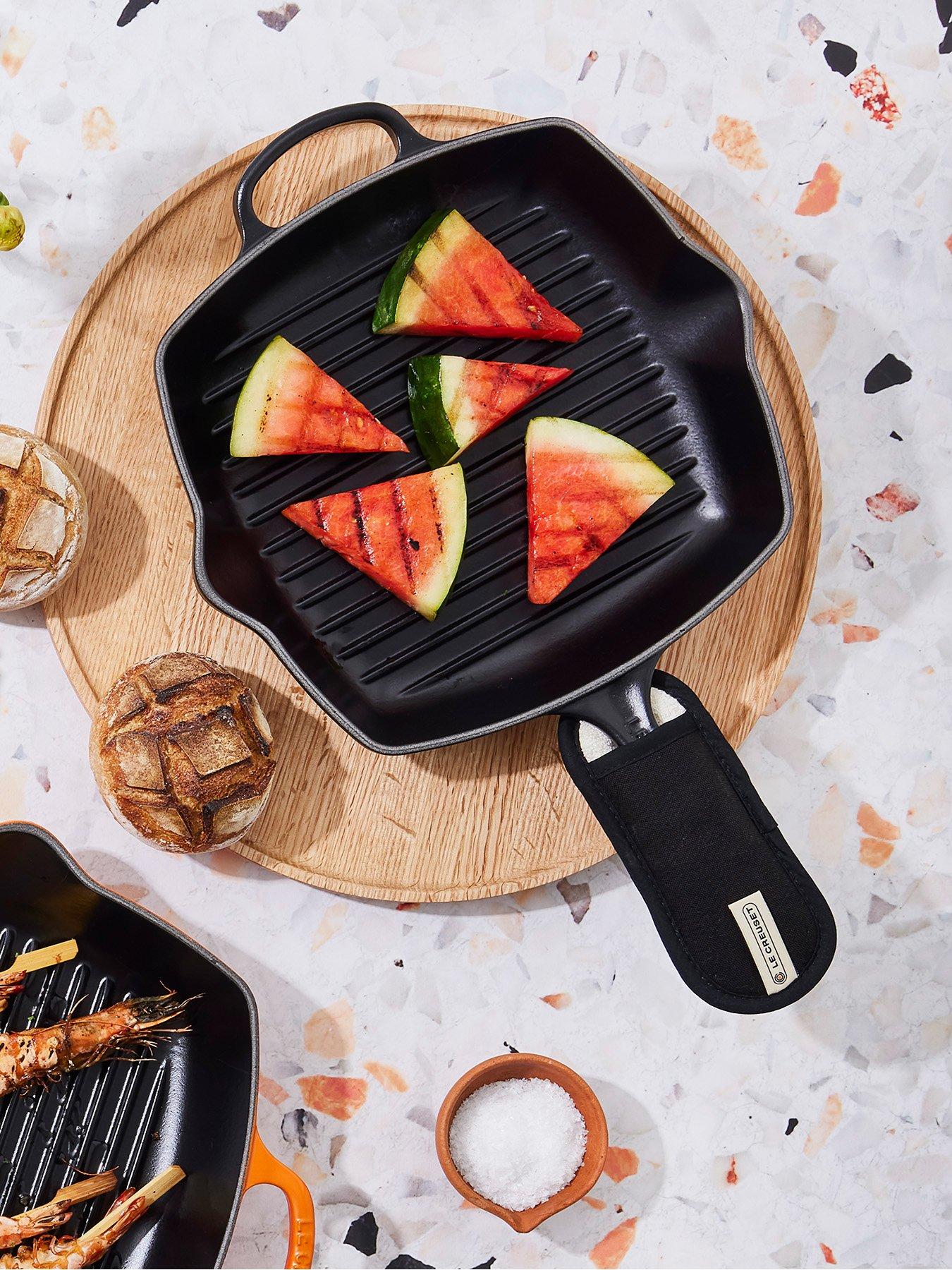 le-creuset-26cm-square-grillit