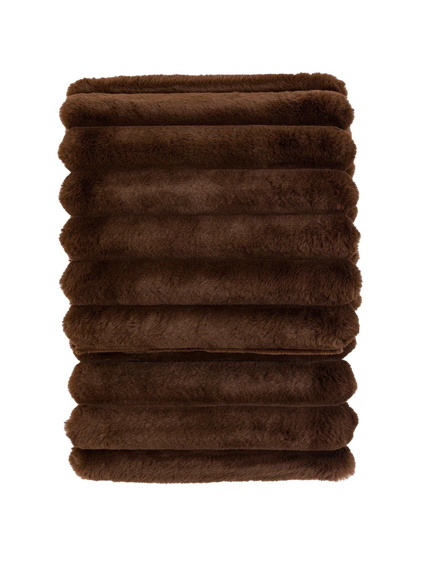 Image 2 of 6 of Gallery Direct Ribbed Fur Throw 1300x1700mm