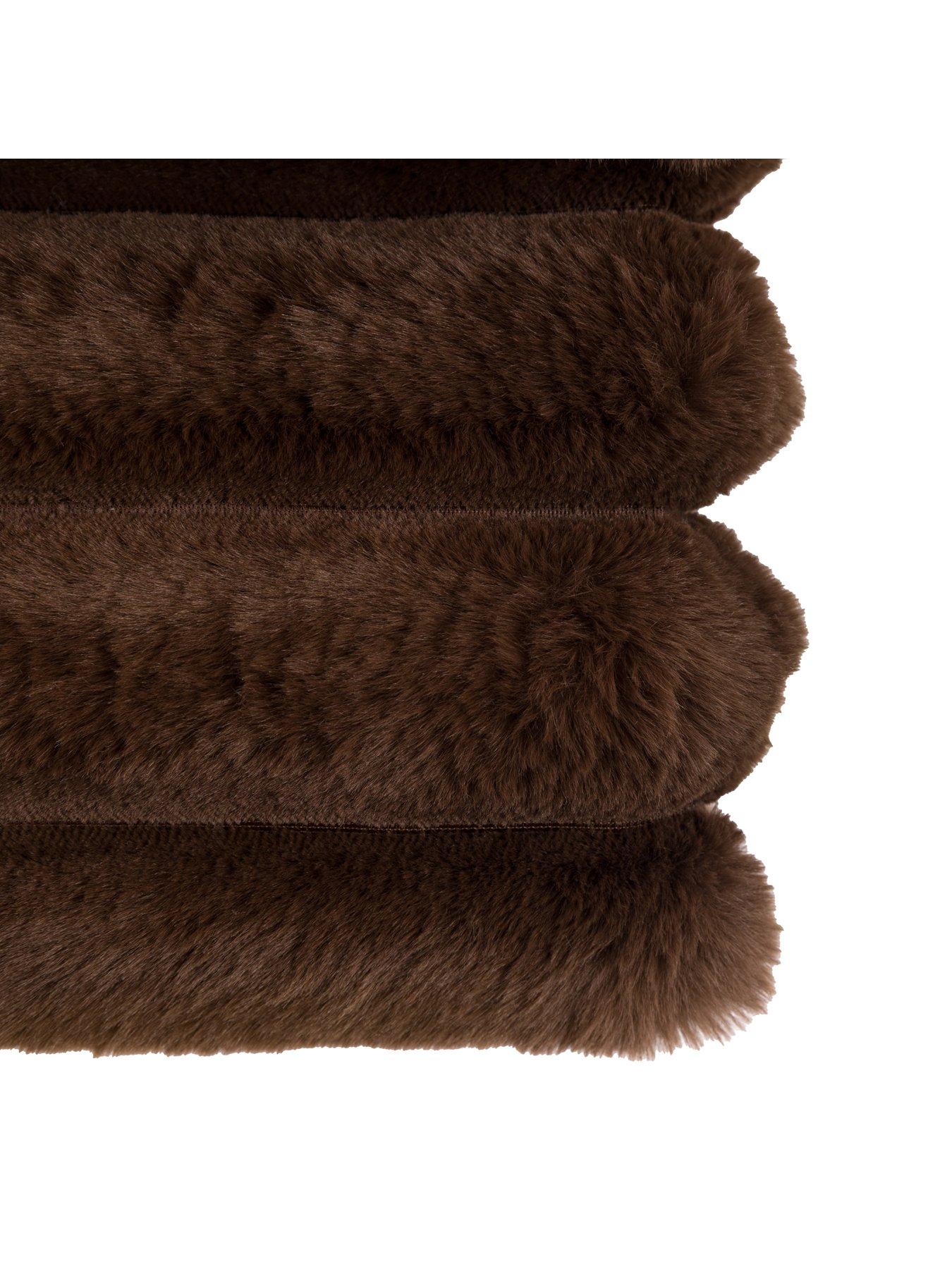 Image 5 of 6 of Gallery Direct Ribbed Fur Throw 1300x1700mm