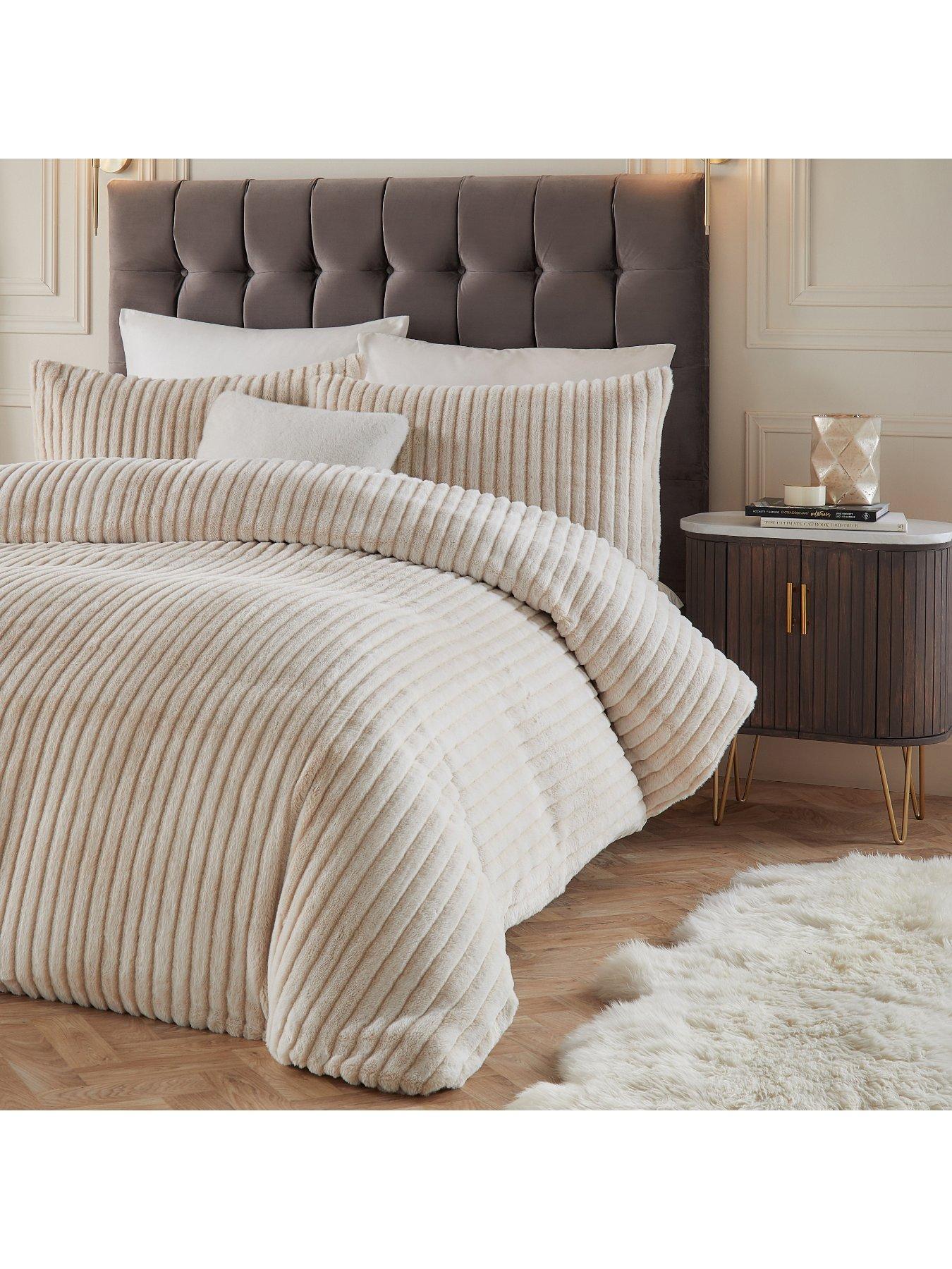 paoletti-alpine-duvet-set-champagneback