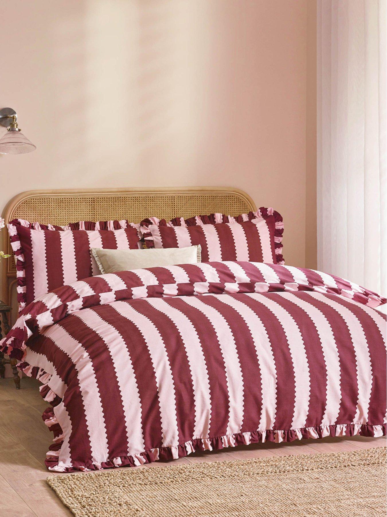 Wylder Birdiestripe Duvet Set Burgundy/Blossom