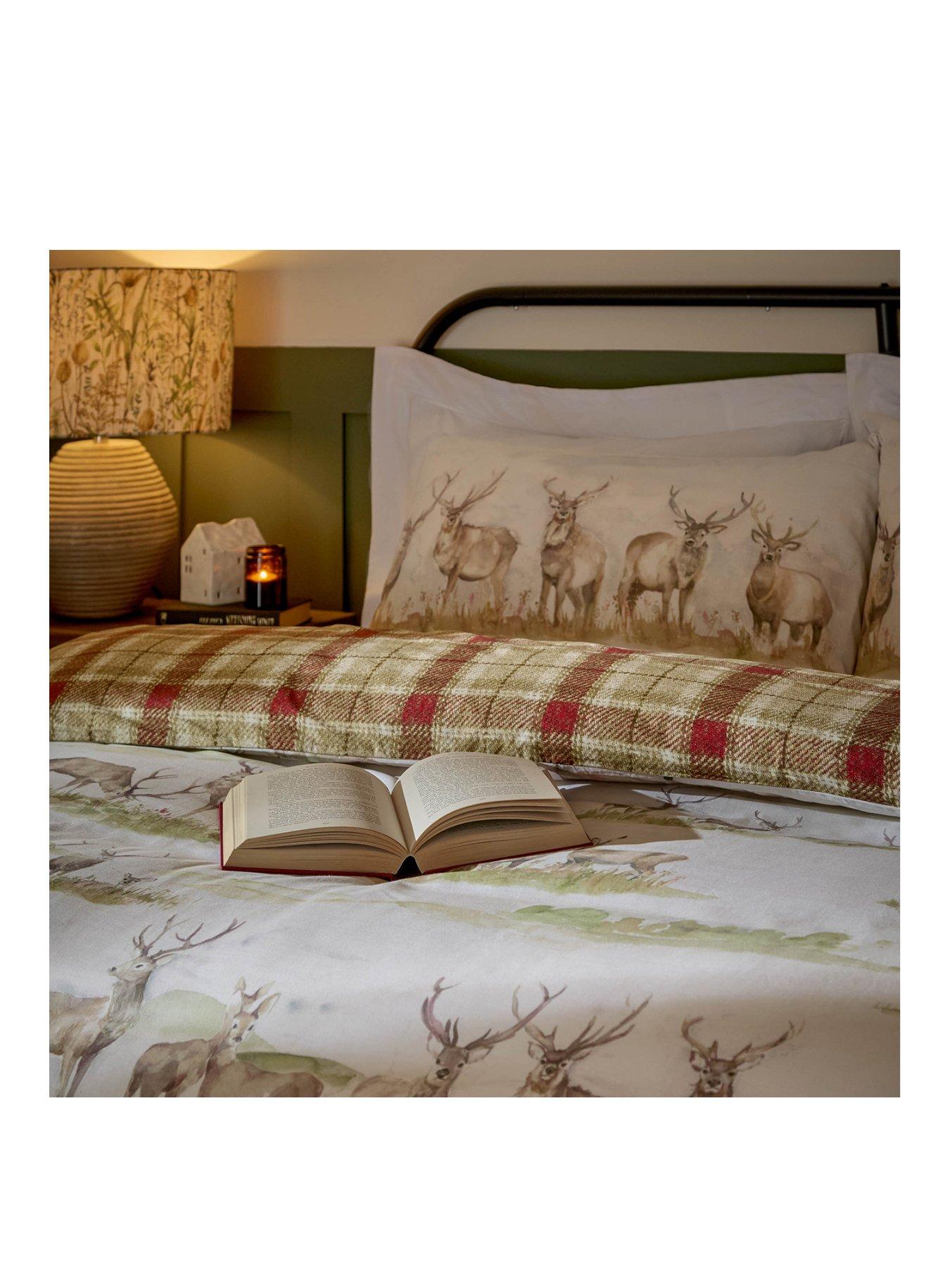 voyage-moorlandstags-duvet-setstillFront