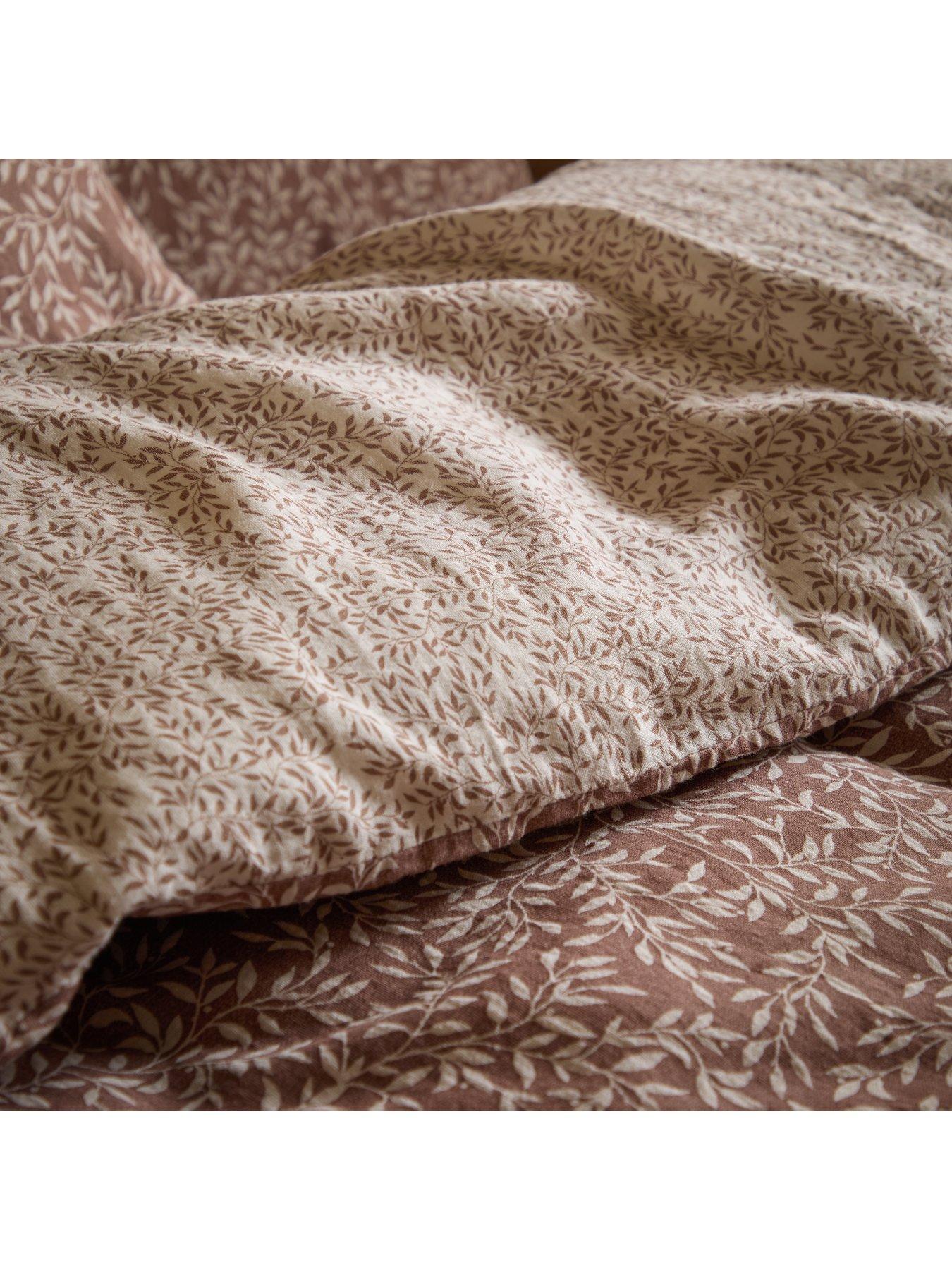 yard-perrieleaf-duvet-set-cinnamondetail