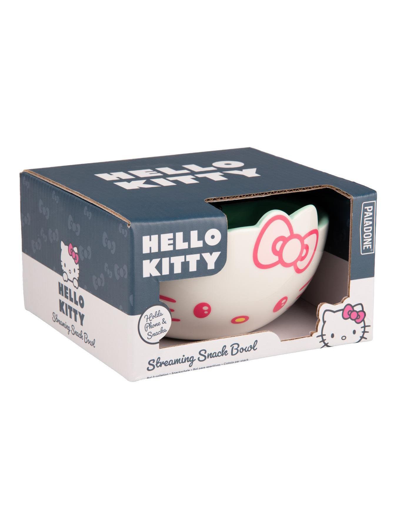 hello-kitty-hello-kitty-streaming-snack-bowloutfit