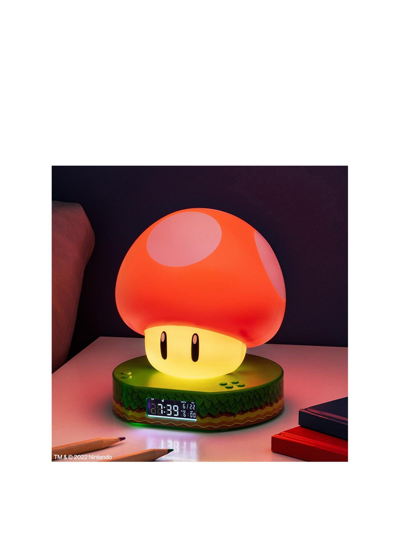 super-mario-super-mushroom-digital-alarm-clockstillFront