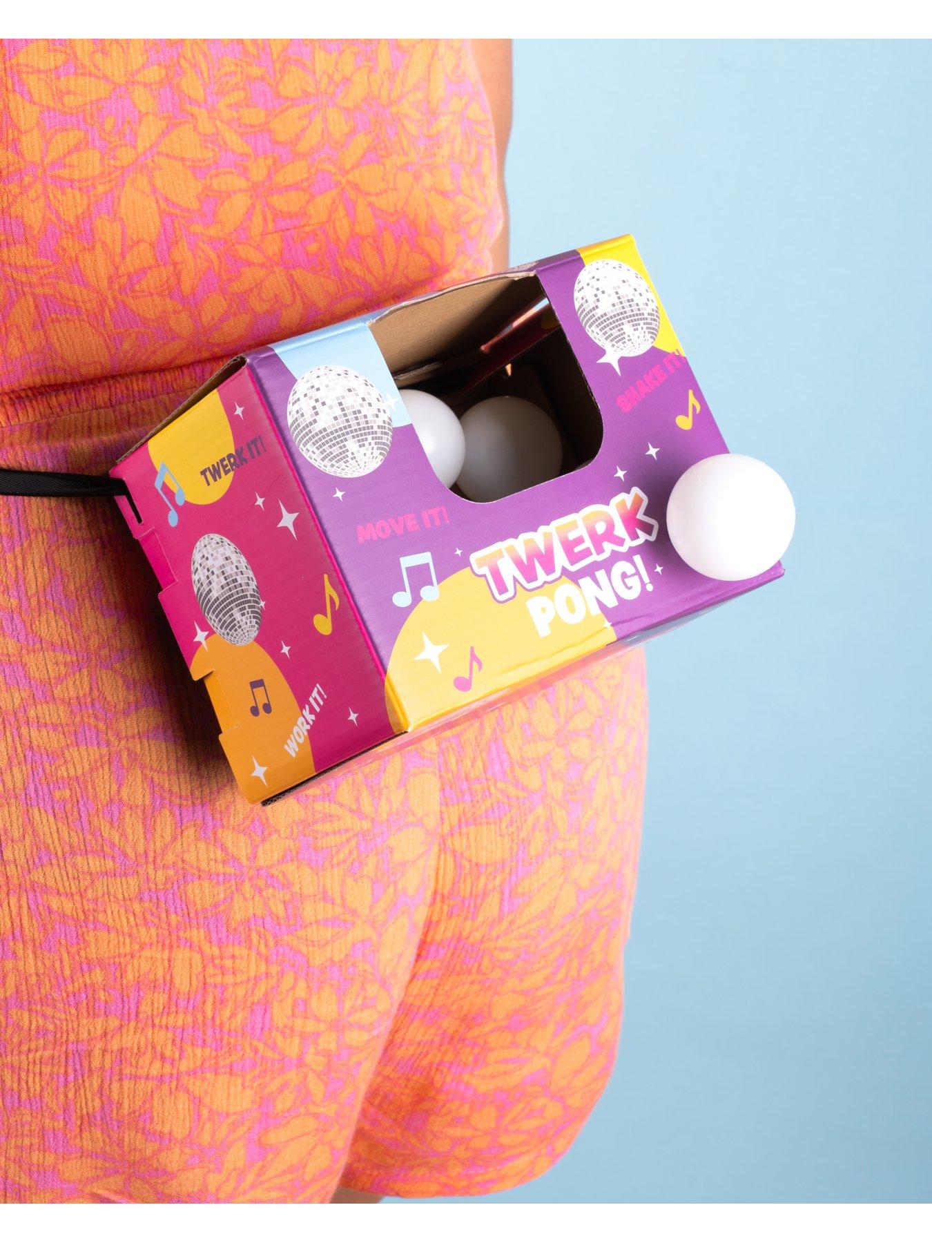 fizz-twerk-pongoutfit