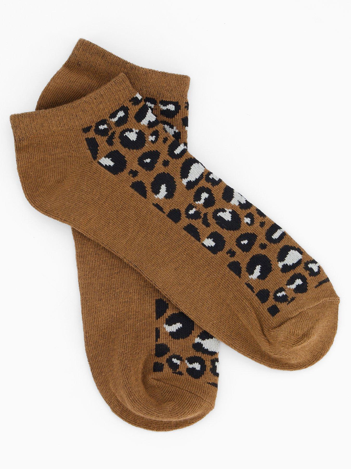 Image 2 of 3 of The Very Collection 5pk Trainer Lines Animal Print