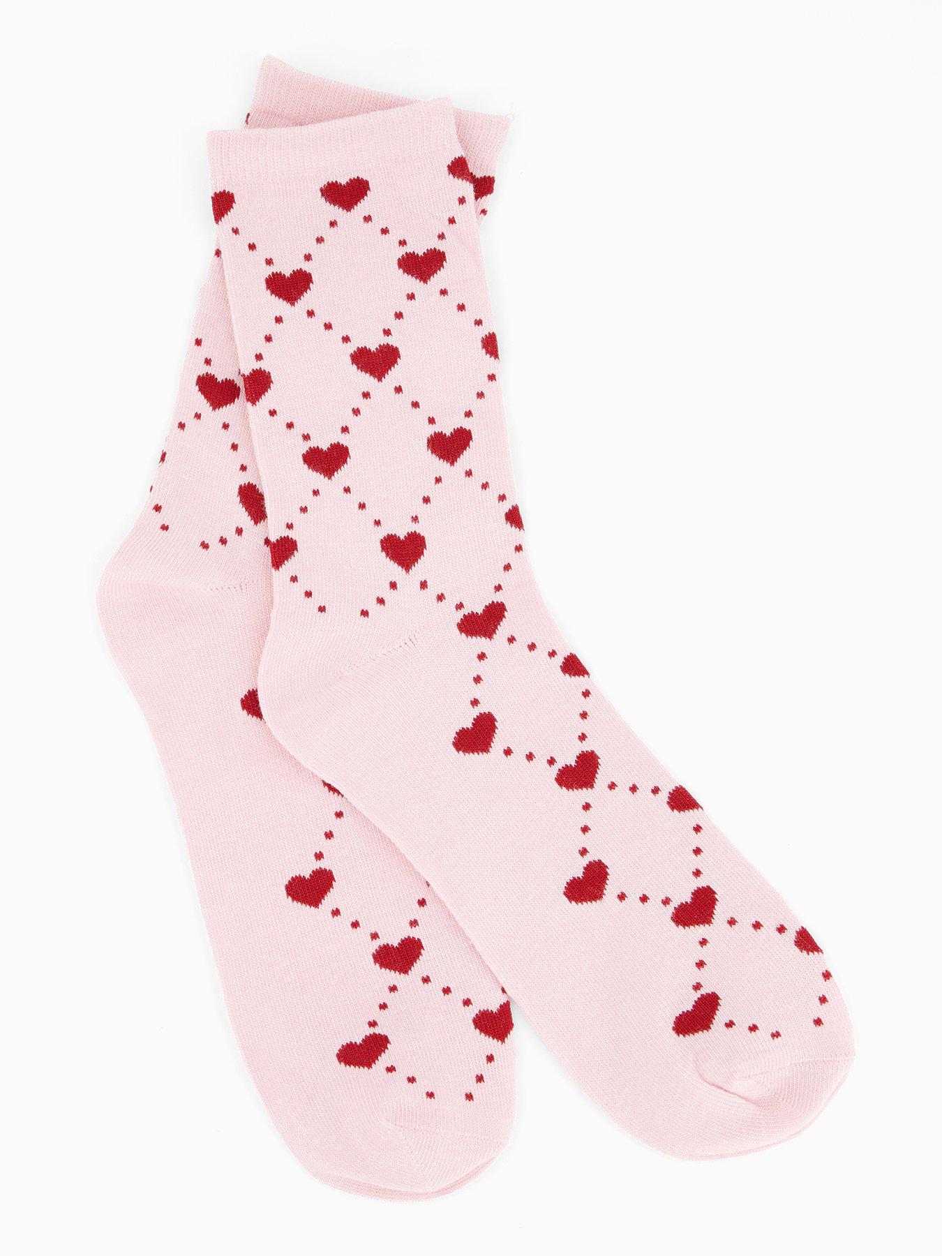 Image 2 of 3 of The Very Collection 5pk Ankle Socks Hearts