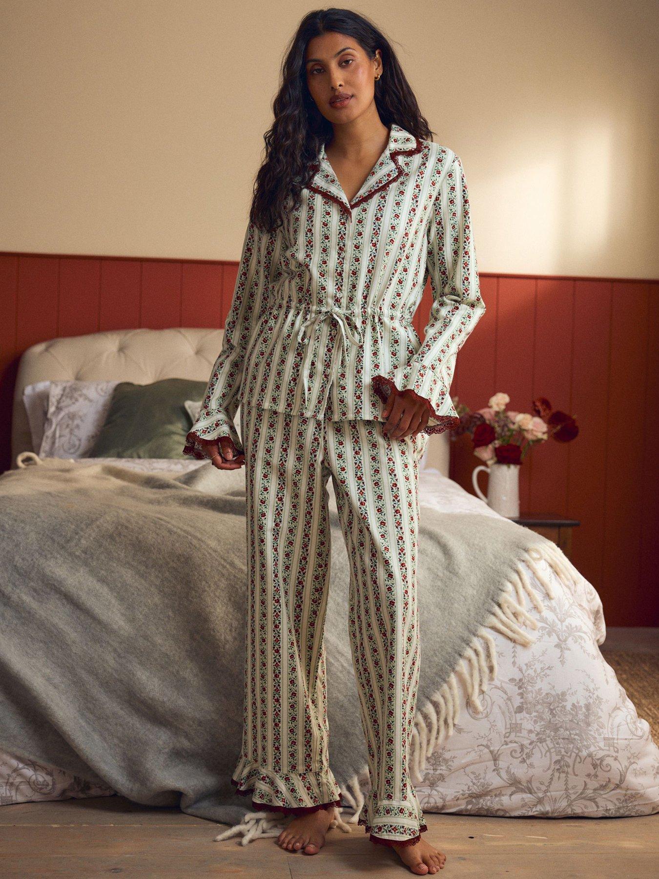 laura-ashley-christmas-rose-button-through-pyjamas-multi